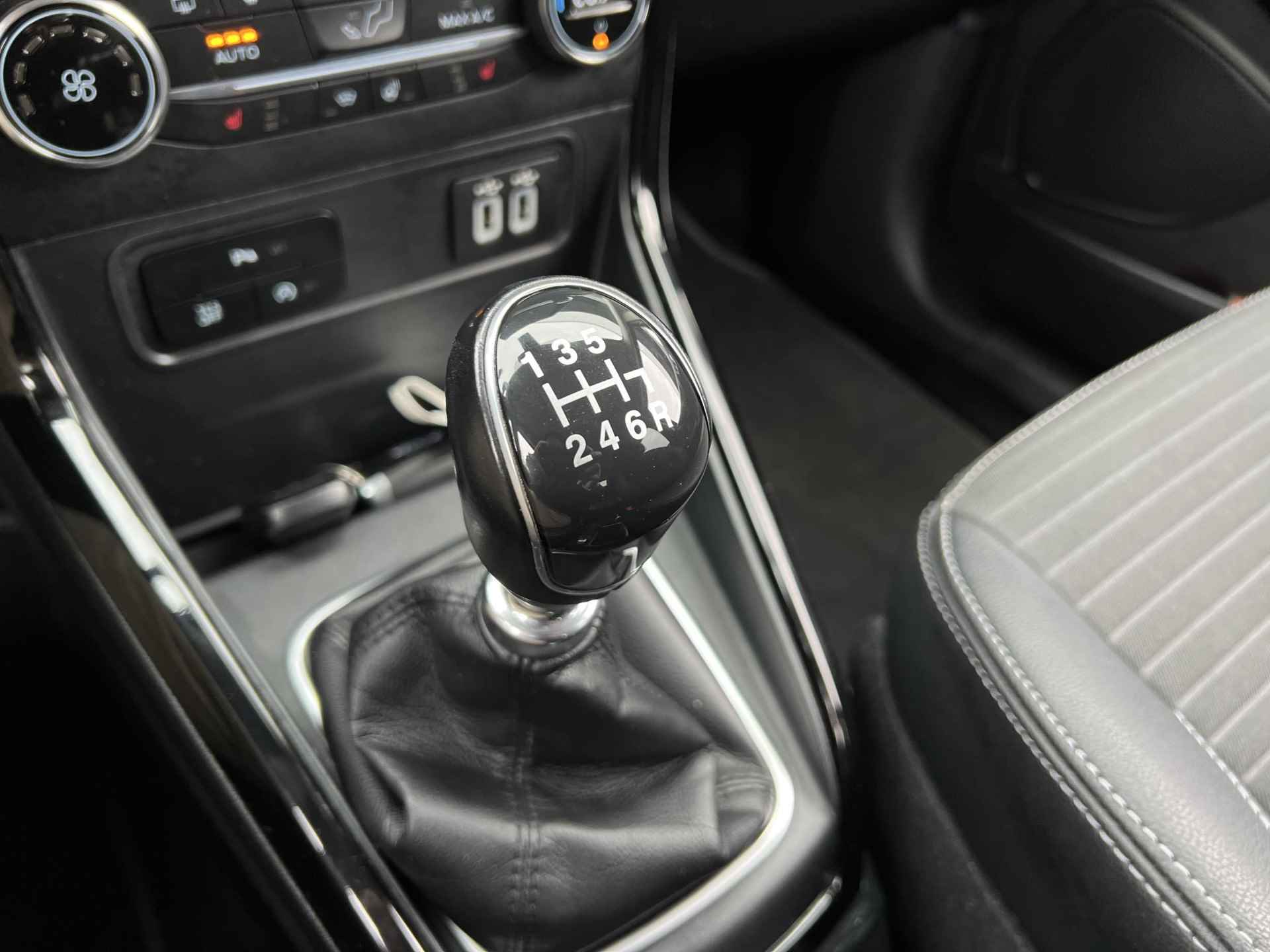 Ford EcoSport 1.0 EcoBoost 125 Titanium | Navigatie | Stoel- en Stuurverwarming | Carplay | - 17/34