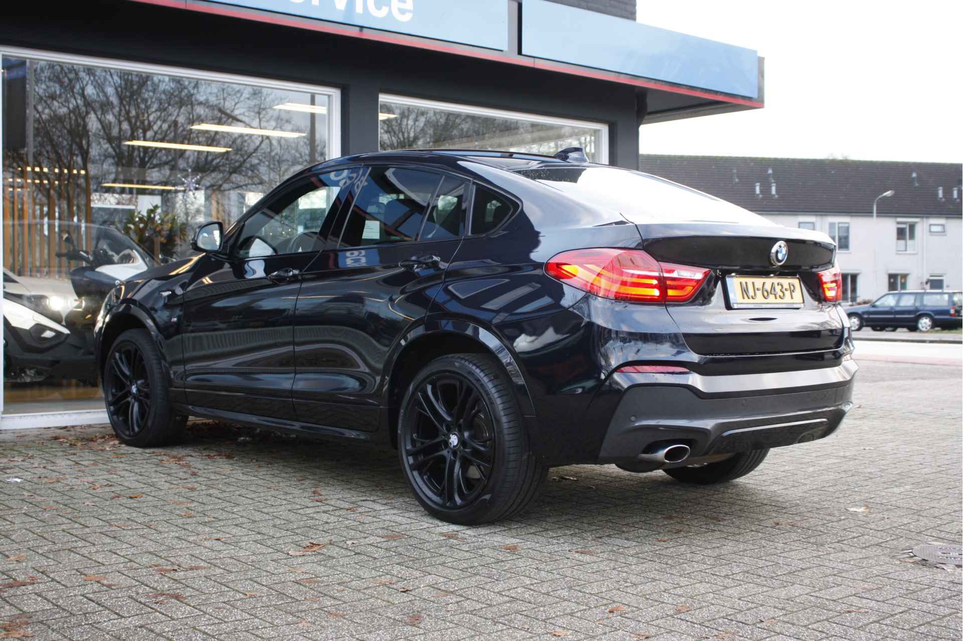 BMW X4 xDrive20d High Executive | M-pakket | HUD | Leder | Groot navi | - 16/44