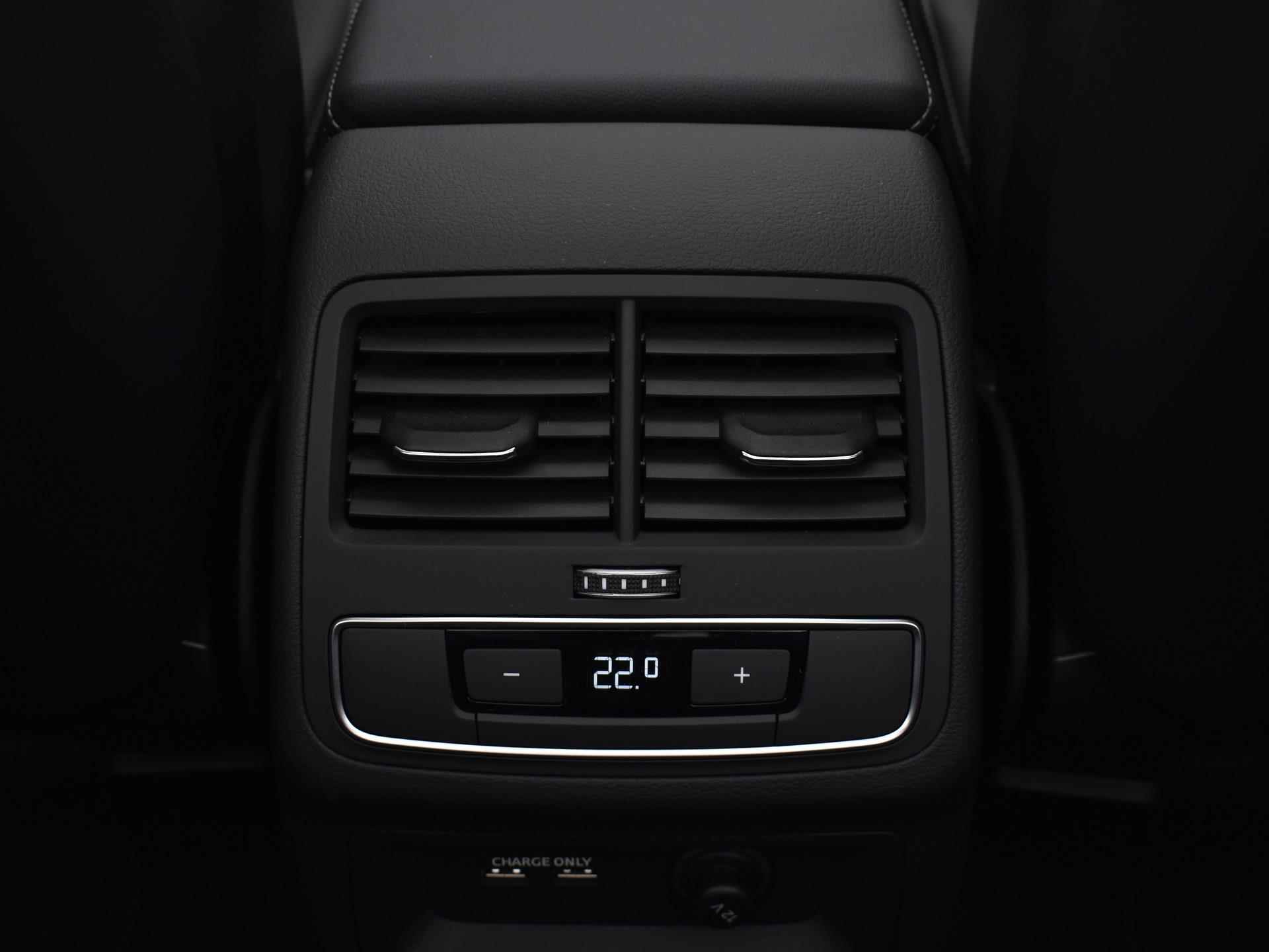 Audi A5 Cabriolet 40 TFSI S edition 204 PK · MEGA Sale · Massage stoelen · Sportstoelen Leder/Alcantara · Ass.Pakket Parking - 17/35