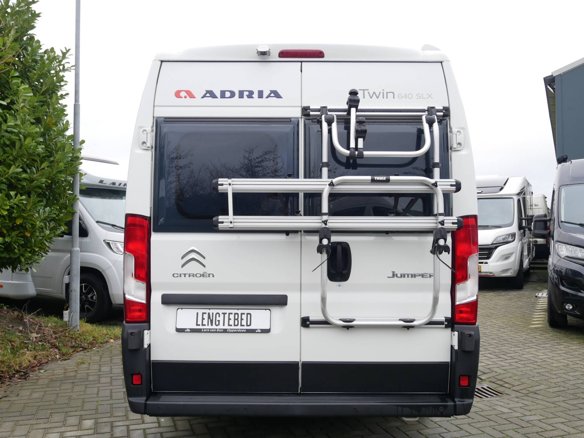 Adria Twin 640 SLX , Lengtebedden!!! - 30/30