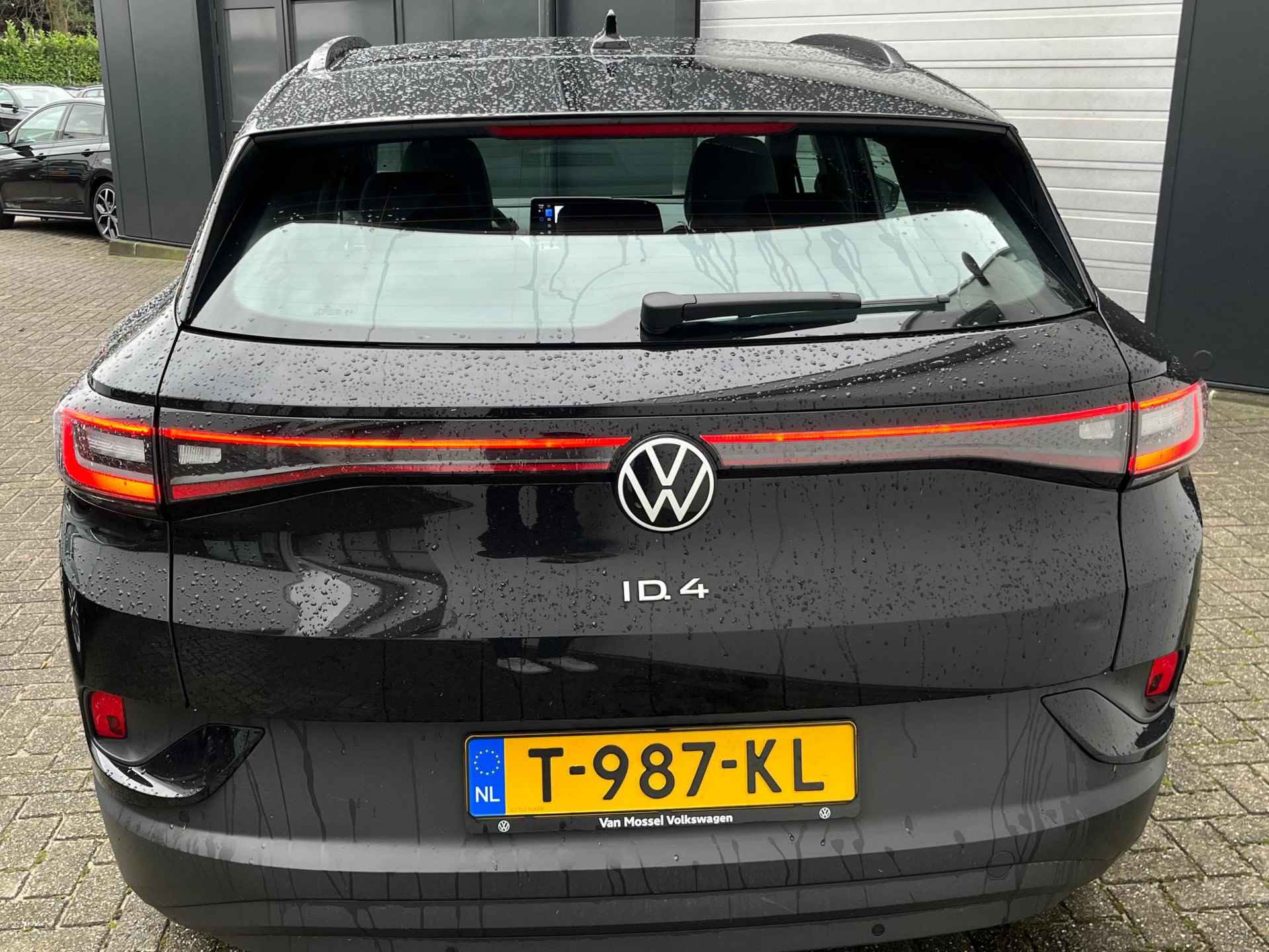Volkswagen ID.4 Pro 77 kWh 174 PK | Apple Carplay | Android Auto | Camera | Keyless | Parkeersensoren | Telefoon Draadloos Oplaadbaar | Adaptive Cruise Control | Navigatie | Climatronic | - 6/23
