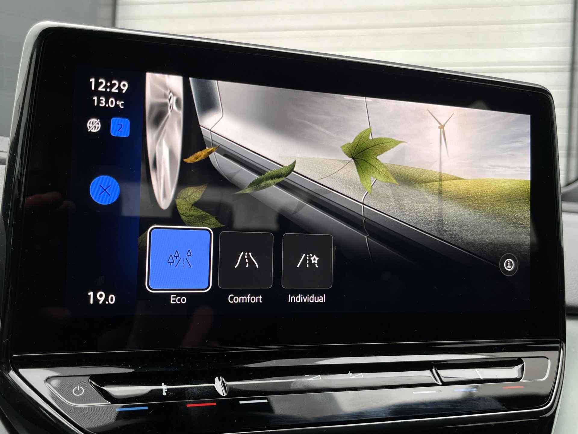 Volkswagen ID.4 Pro 77 kWh 174 PK | Apple Carplay | Android Auto | Camera | Keyless | Parkeersensoren | Telefoon Draadloos Oplaadbaar | Adaptive Cruise Control | Navigatie | Climatronic | - 18/23
