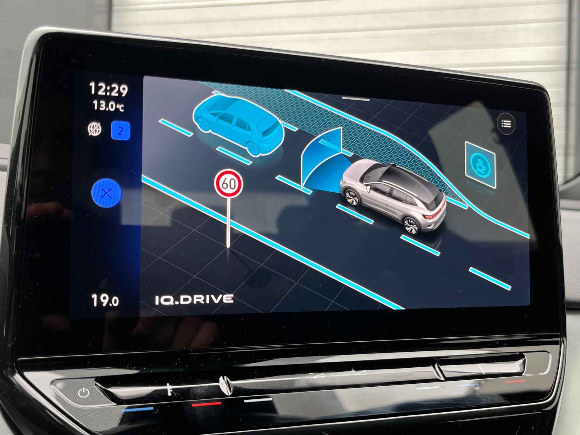 Volkswagen ID.4 Pro 77 kWh 174 PK | Apple Carplay | Android Auto | Camera | Keyless | Parkeersensoren | Telefoon Draadloos Oplaadbaar | Adaptive Cruise Control | Navigatie | Climatronic | - 19/23