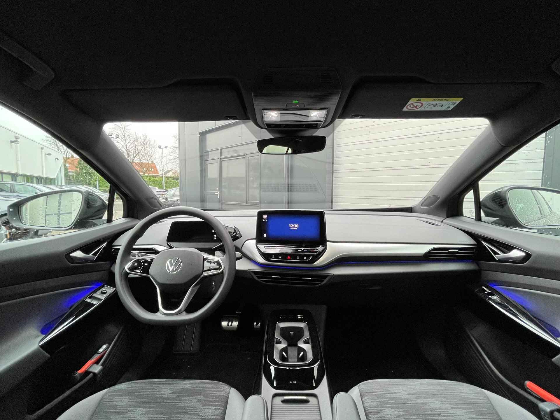 Volkswagen ID.4 Pro 77 kWh 174 PK | Apple Carplay | Android Auto | Camera | Keyless | Parkeersensoren | Telefoon Draadloos Oplaadbaar | Adaptive Cruise Control | Navigatie | Climatronic | - 20/23