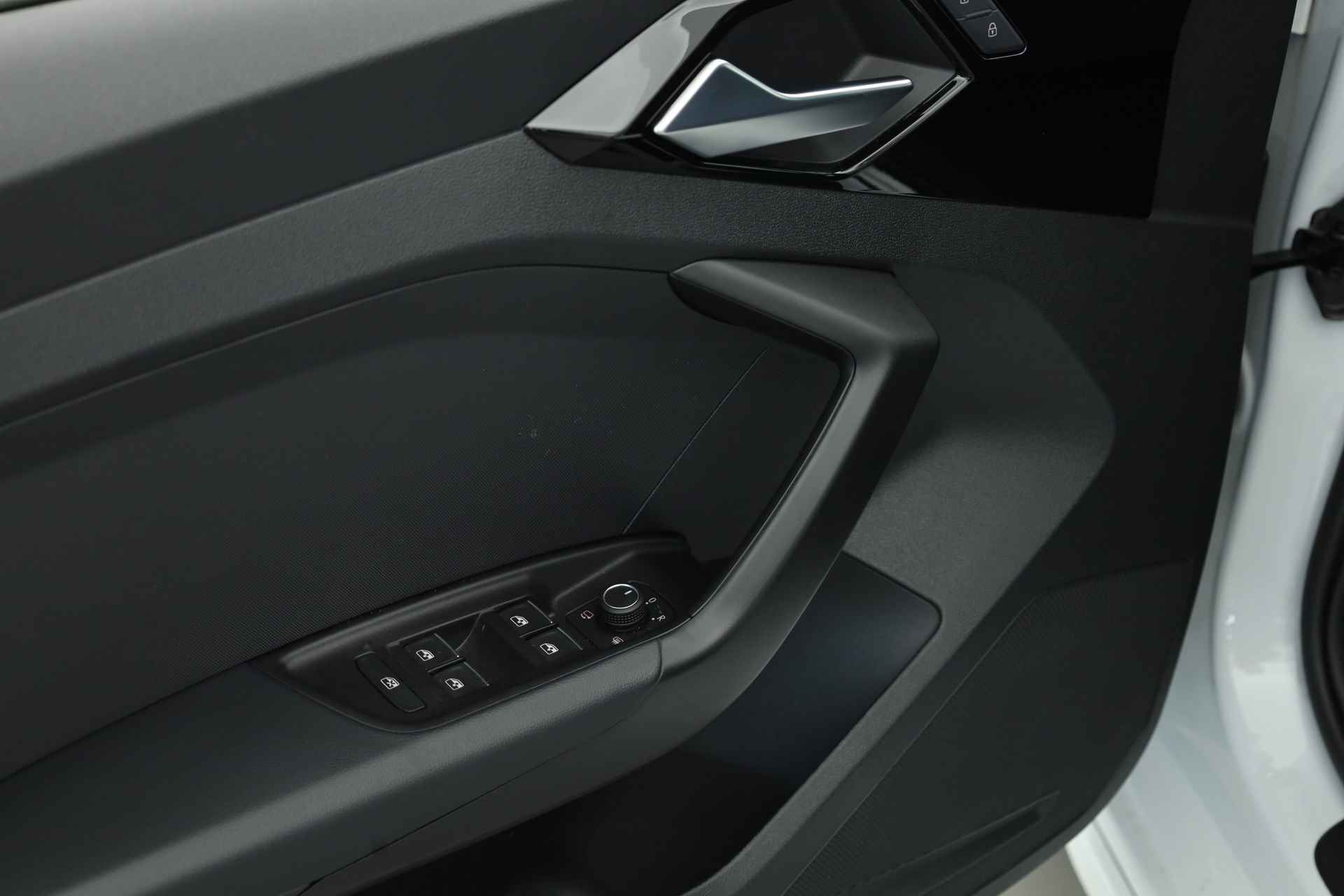 Audi A1 Sportback 30 TFSI S Line Automaat | Navi | Stoelverw. | PDC V+A | Clima - 6/31
