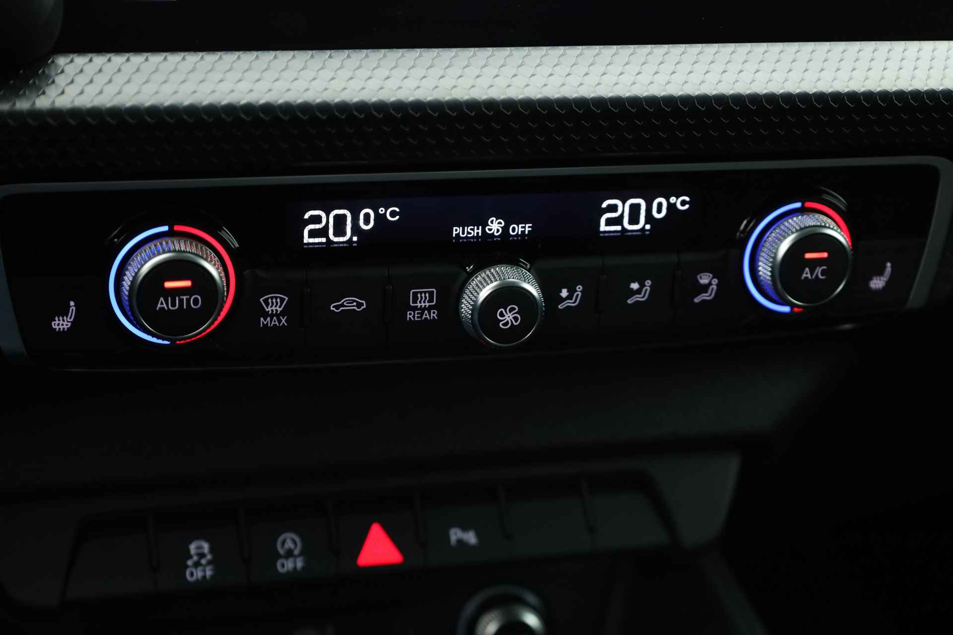 Audi A1 Sportback 30 TFSI S Line Automaat | Navi | Stoelverw. | PDC V+A | Clima - 18/31