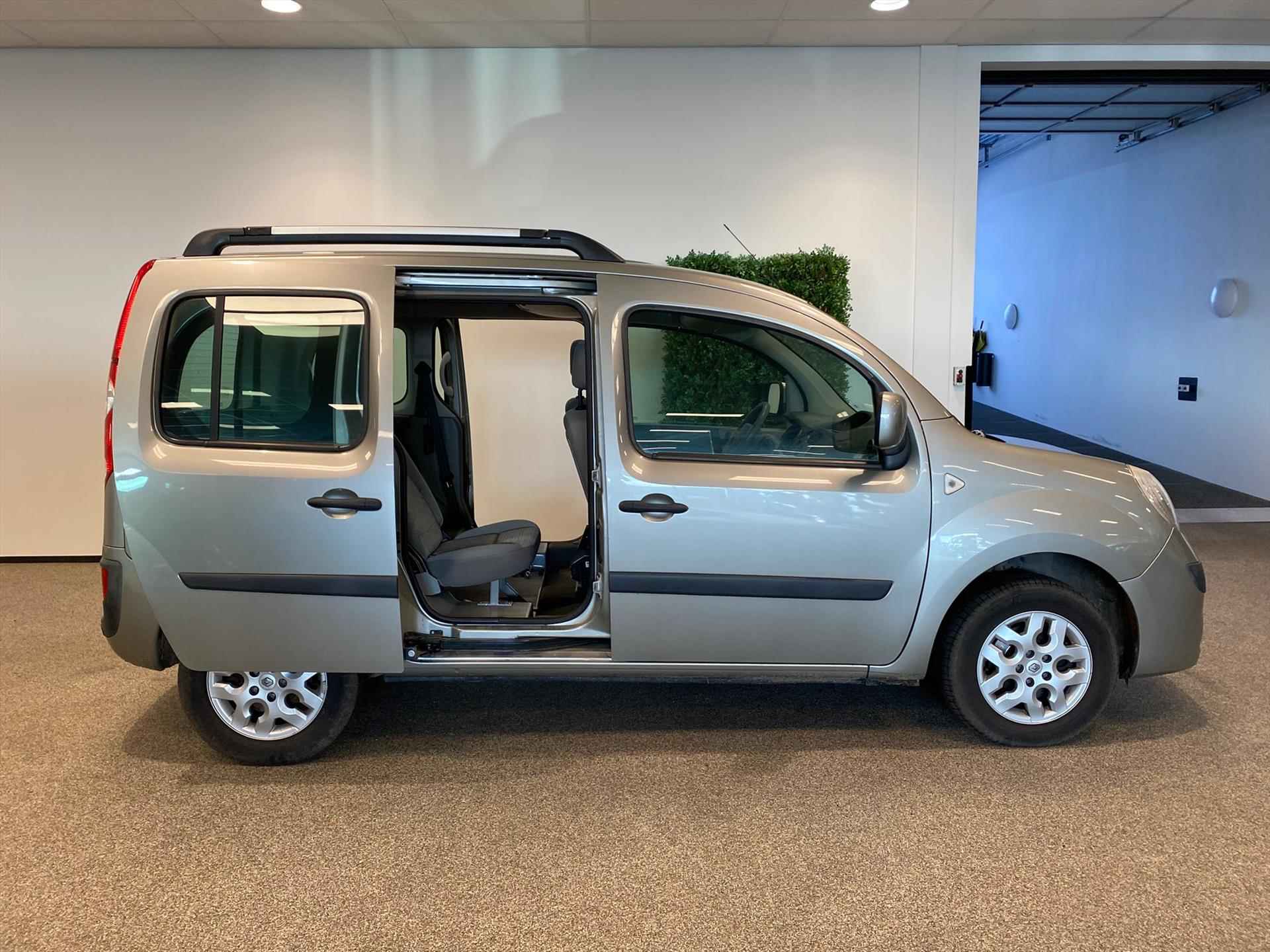 Renault Kangoo Rolstoelauto Automaat - 10/30