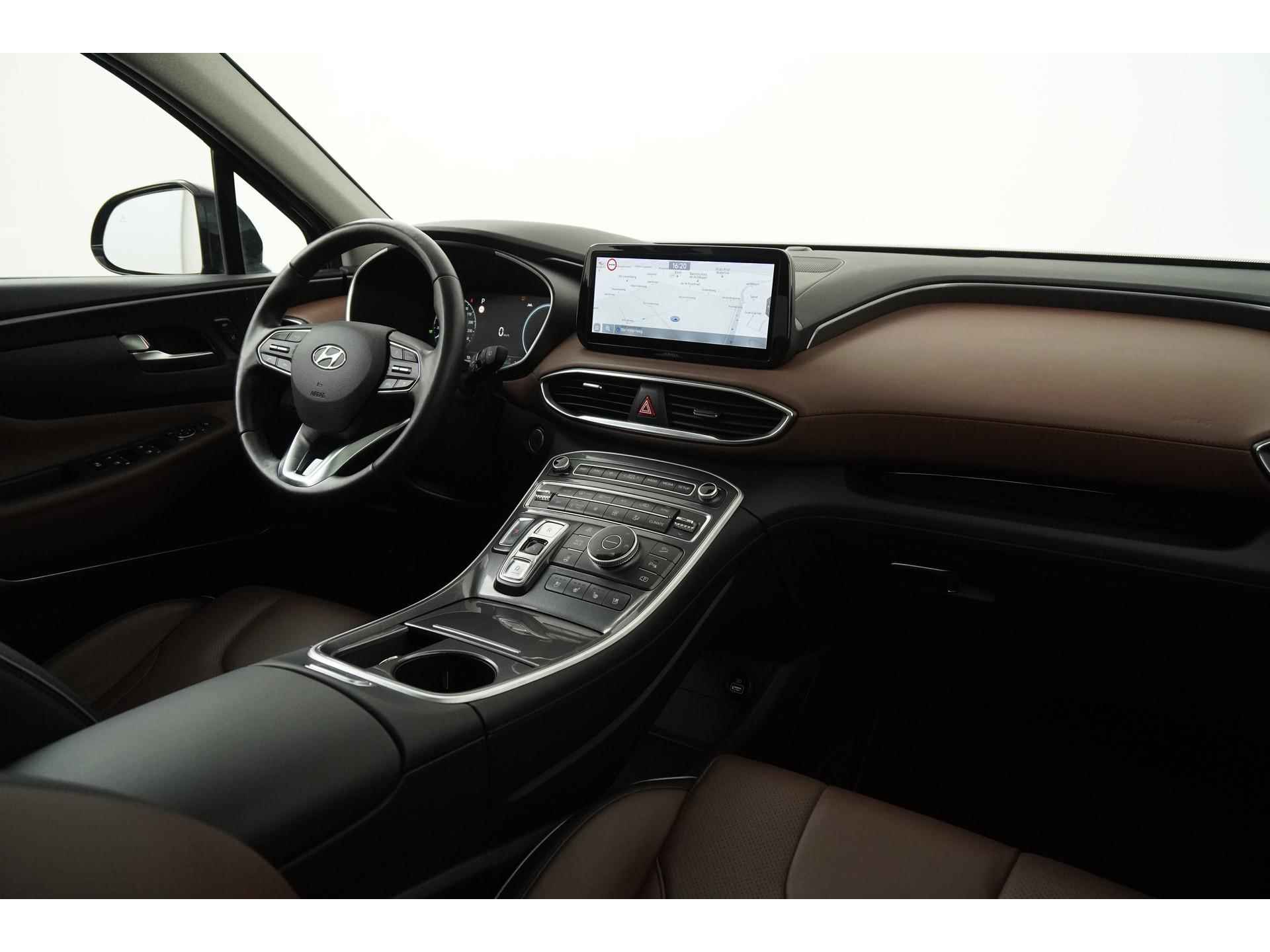 Hyundai Santa Fe 1.6 T-GDI PHEV Premium | Panoramadak | Zondag Open! - 2/58