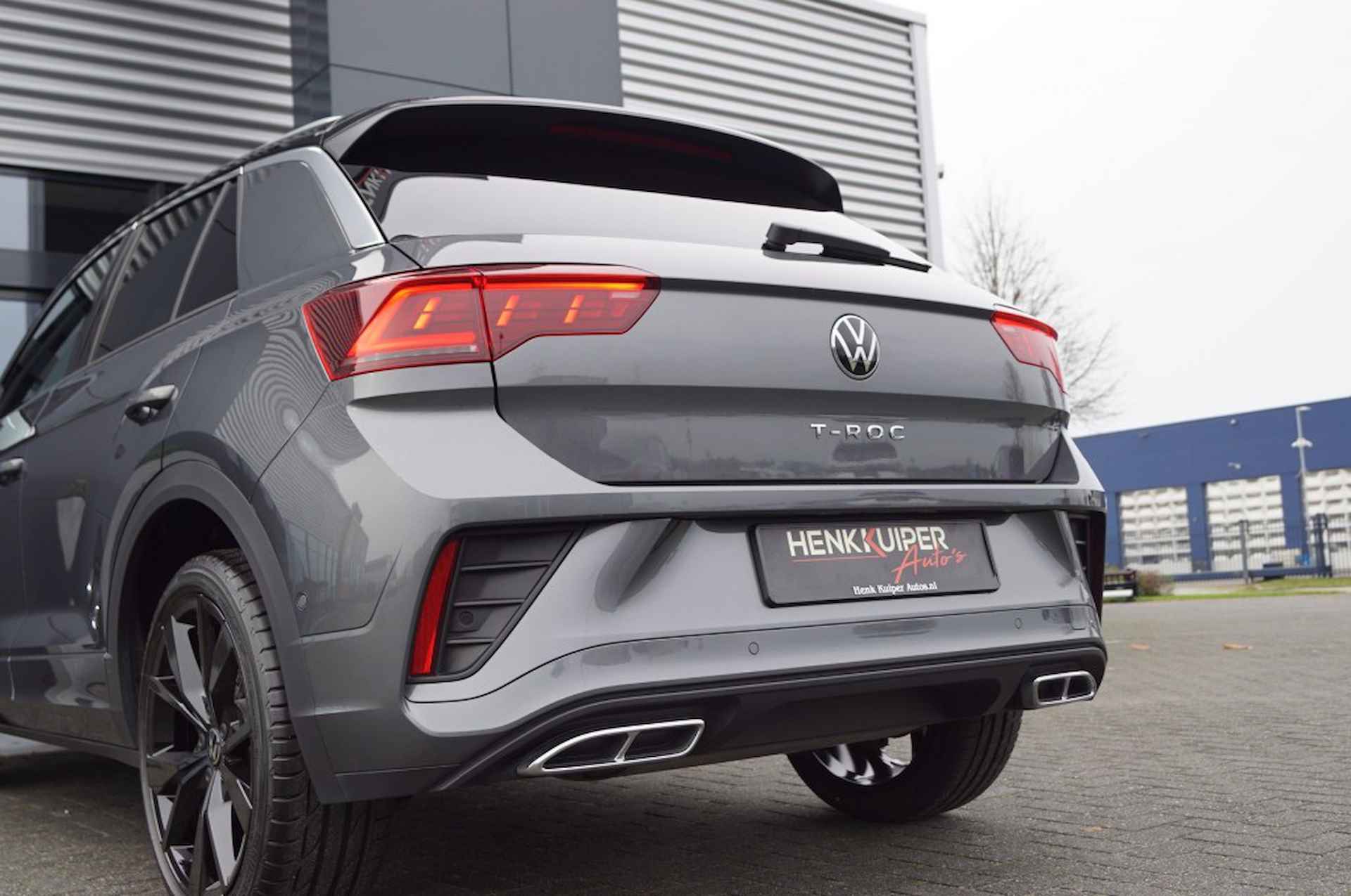 VOLKSWAGEN T-roc 1.5 TSI DSG R-LIne /Panodak /Topsportstoelen/ IQ LED/Key-less/19 - 30/51