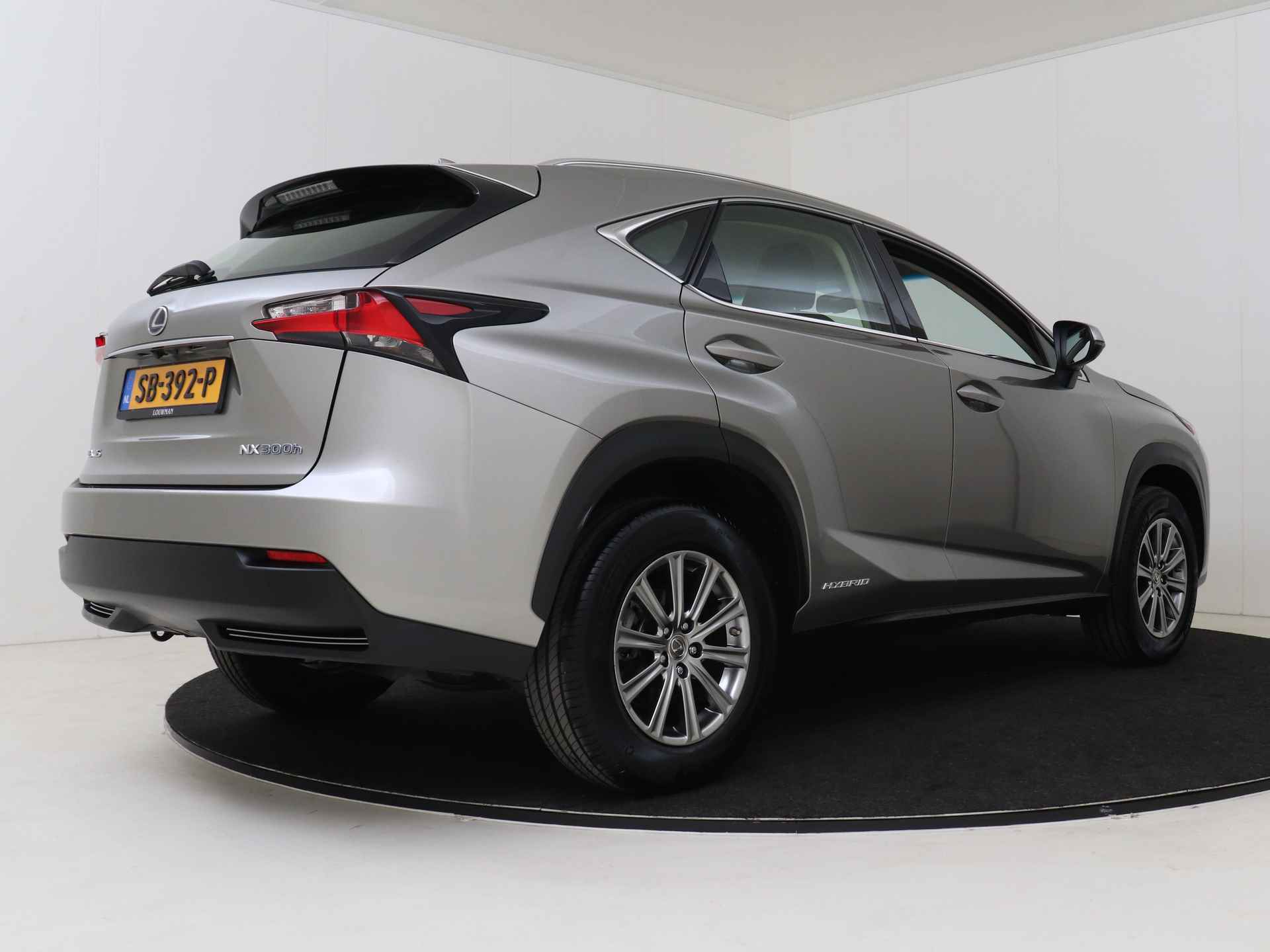 Lexus NX 300h Business Line Limited | Navigatie | Parkeercamera | Bluetooth | - 3/48