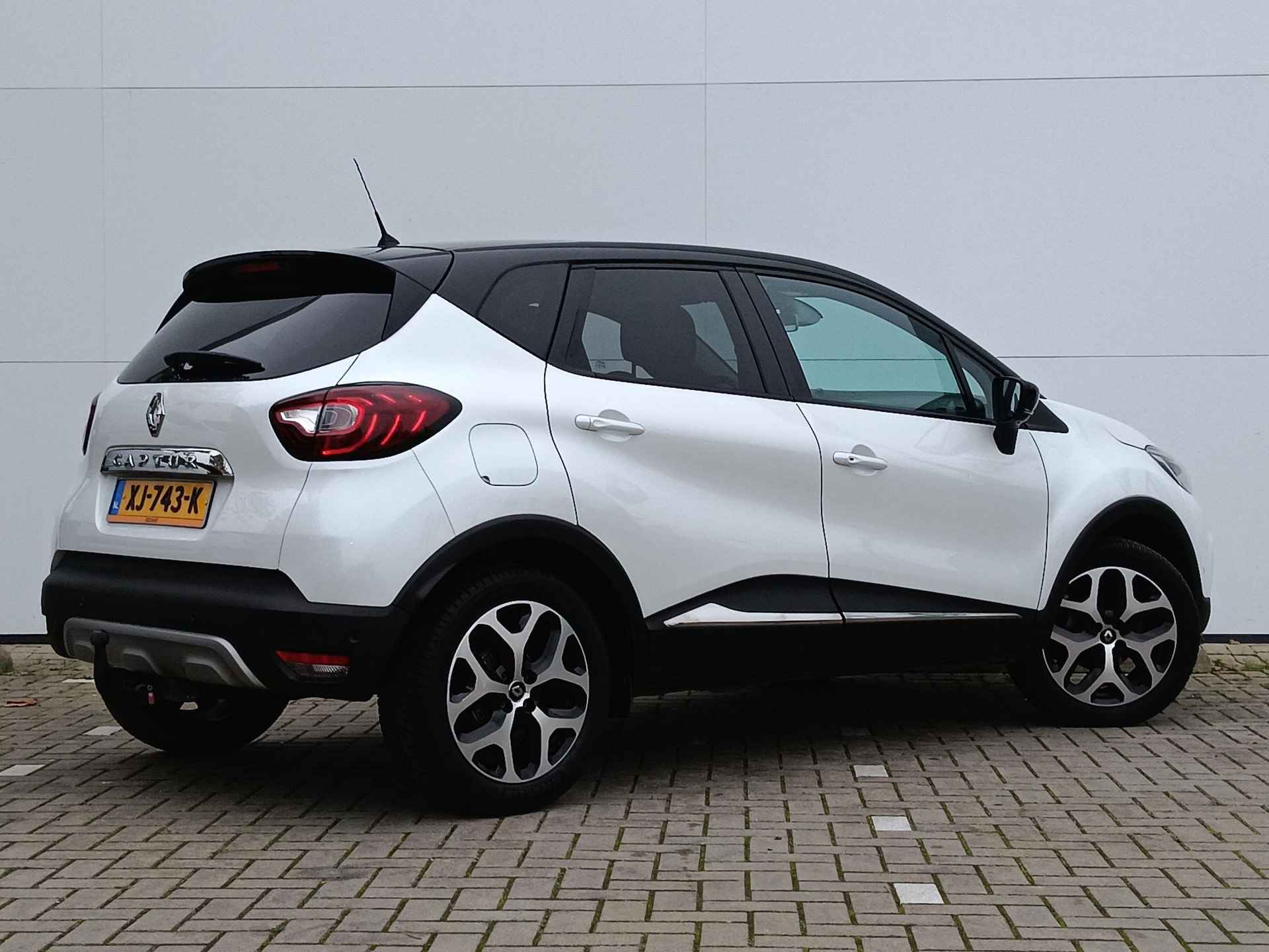 Renault Captur 0.9 TCe Intens Climate Control / Navigatie / Parkeersensoren / Trekhaak / Lichtmetalen Velgen / Privacy Glass - 3/37