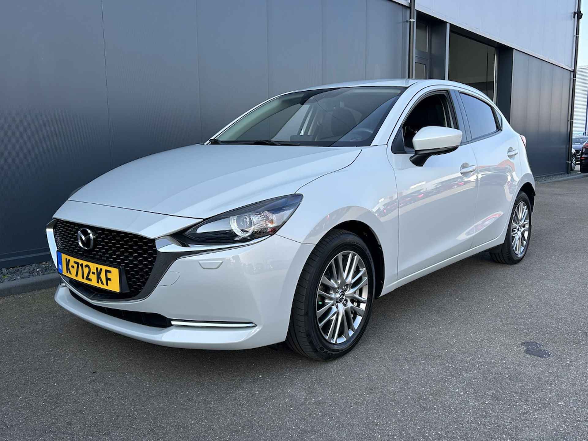 Mazda 2 1.5 Skyact-G Luxury - 9/27