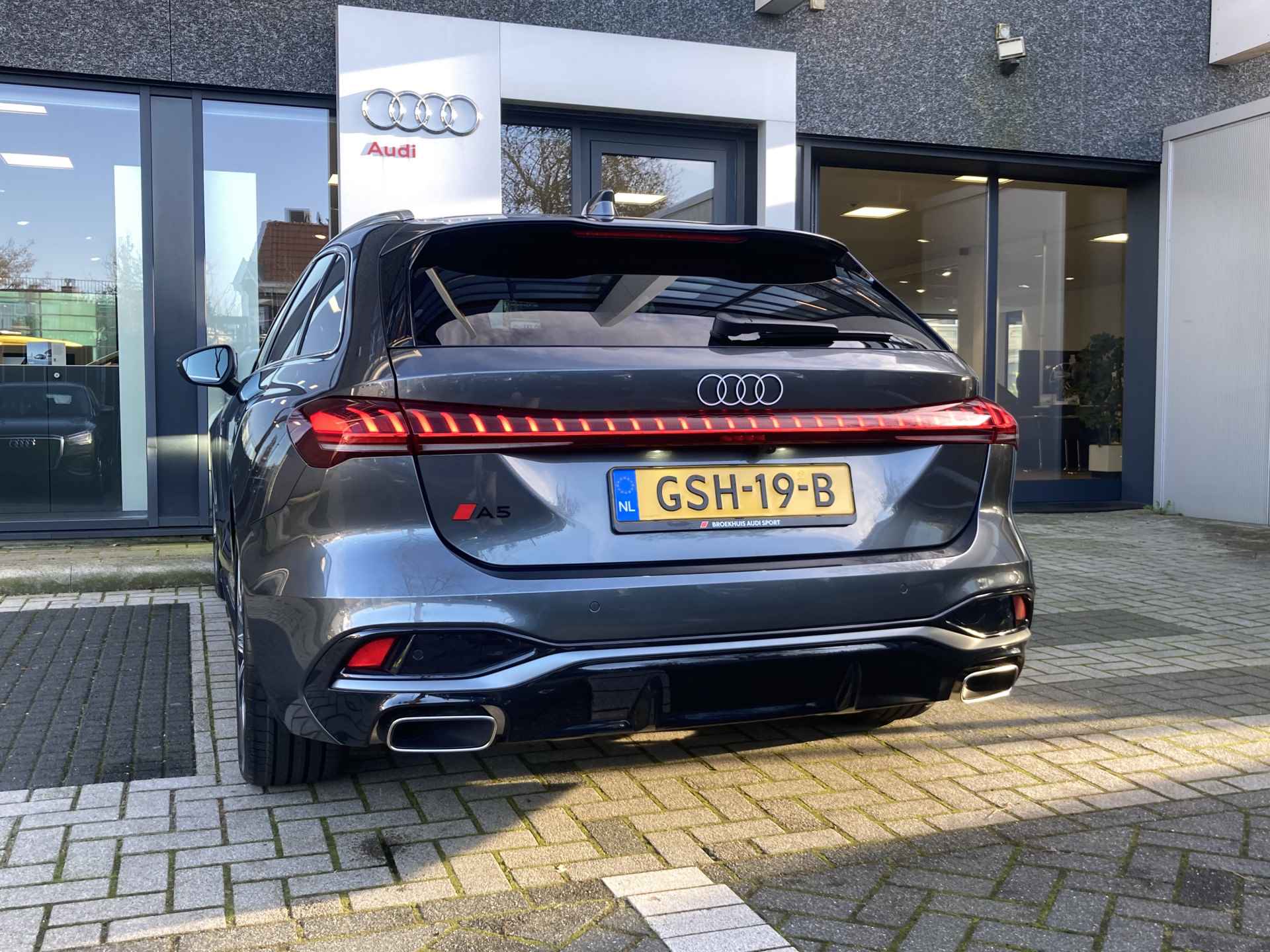 Audi A5 Avant 2.0 TFSI S edition/Elektrische stoelen/leder kunstlederen bekleding/privacy glas - 8/19