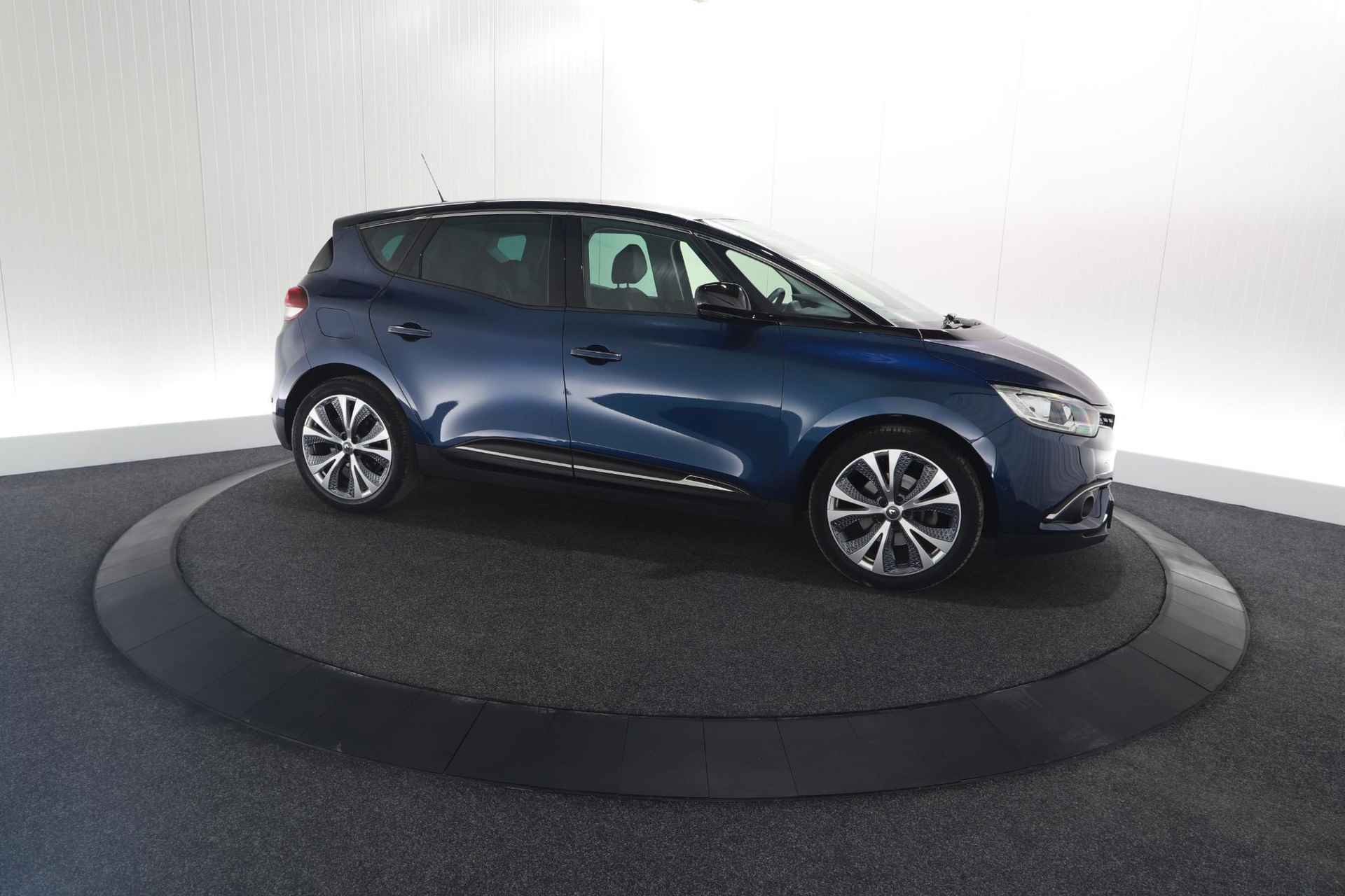 Renault Scénic TCe 140 Intens | Camera | Dodehoekdetectie | Apple Carplay | Navigatie - 7/86