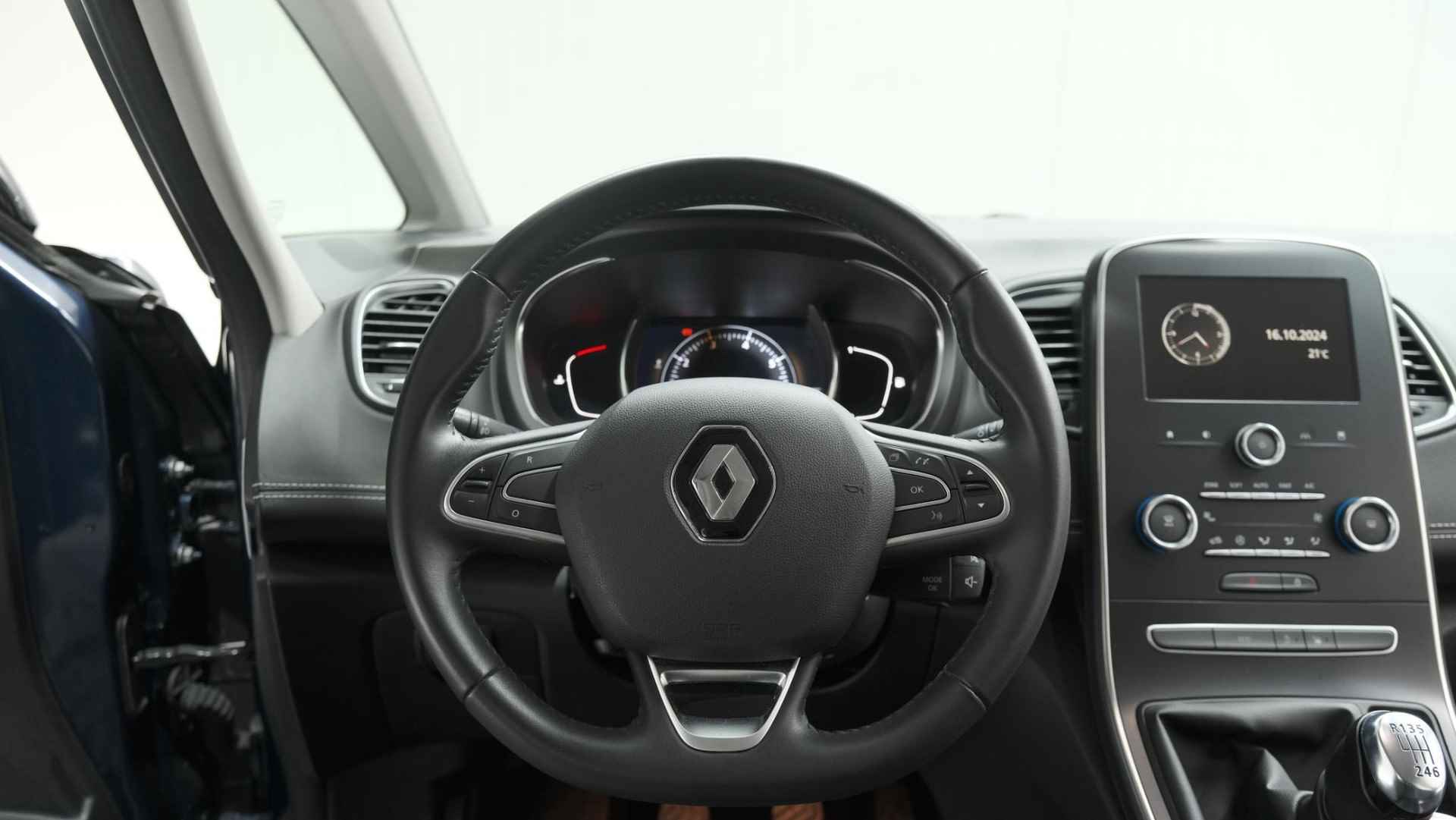 Renault Scénic TCe 140 Intens | Camera | Dodehoekdetectie | Apple Carplay | Navigatie - 31/86