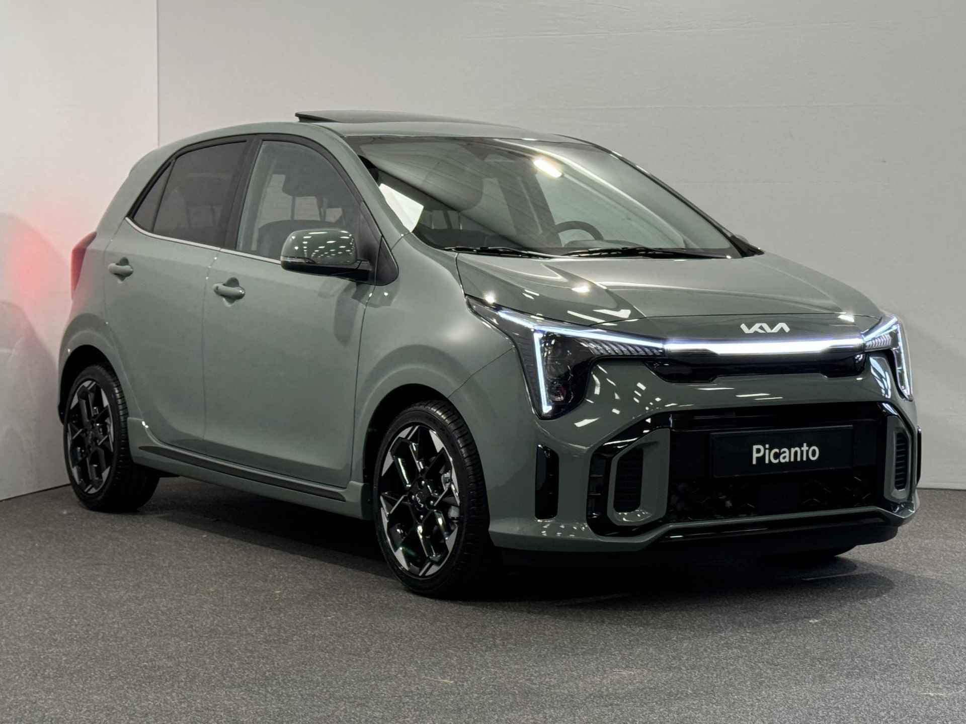 Kia Picanto 1.0 DPI GT-Line | €1.000 inruilvoordeel | Private lease vanaf €364,- p.m. | Apple Carplay & Android Auto | Schuifdak | Stoel & Stuurverwarming | Keyless Entry | Bel & bestel bij KIA Leiderdorp 071 760 06 00 | - 3/34