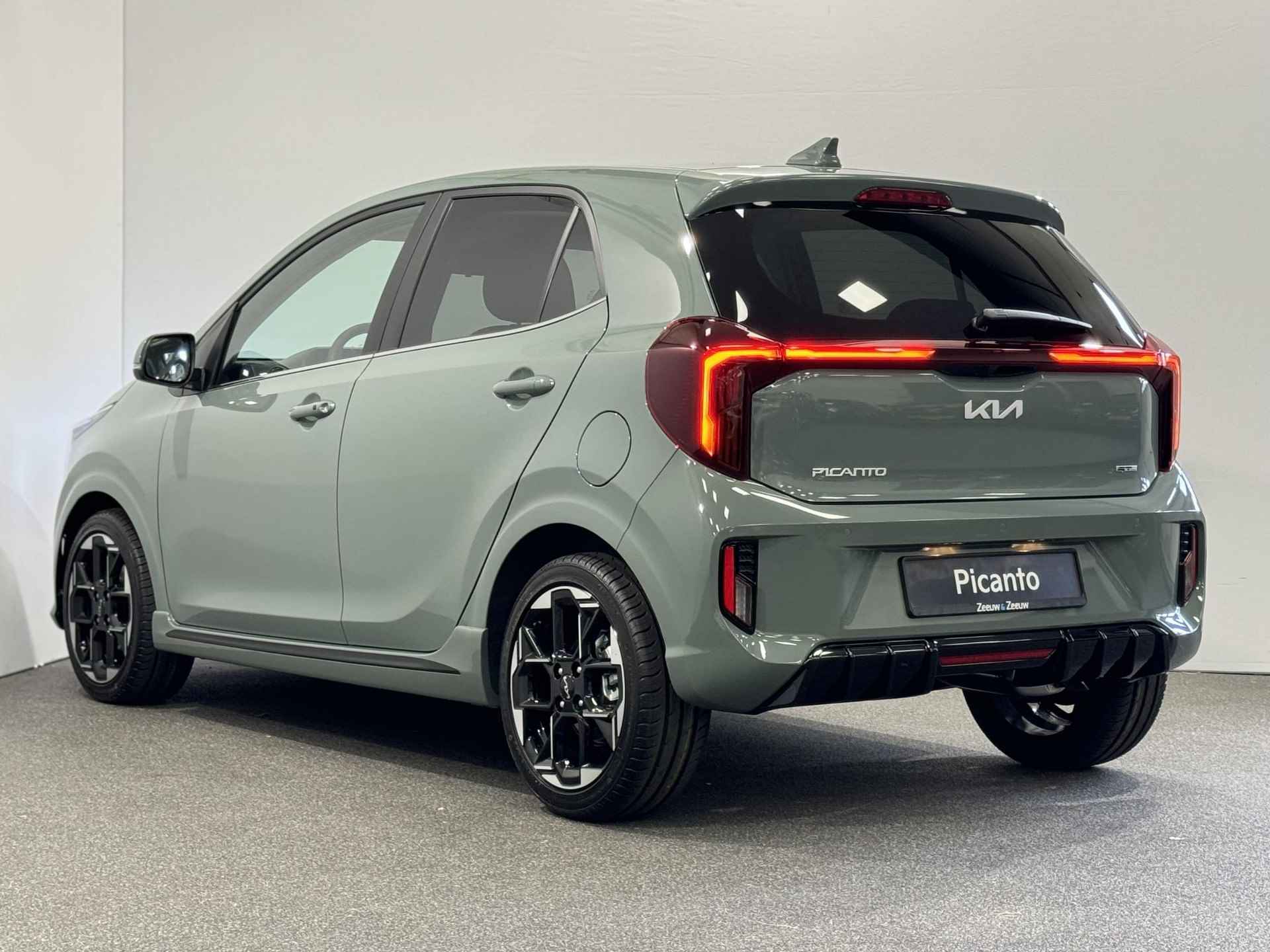 Kia Picanto 1.0 DPI GT-Line | €1.000 inruilvoordeel | Private lease vanaf €364,- p.m. | Apple Carplay & Android Auto | Schuifdak | Stoel & Stuurverwarming | Keyless Entry | Bel & bestel bij KIA Leiderdorp 071 760 06 00 | - 4/34