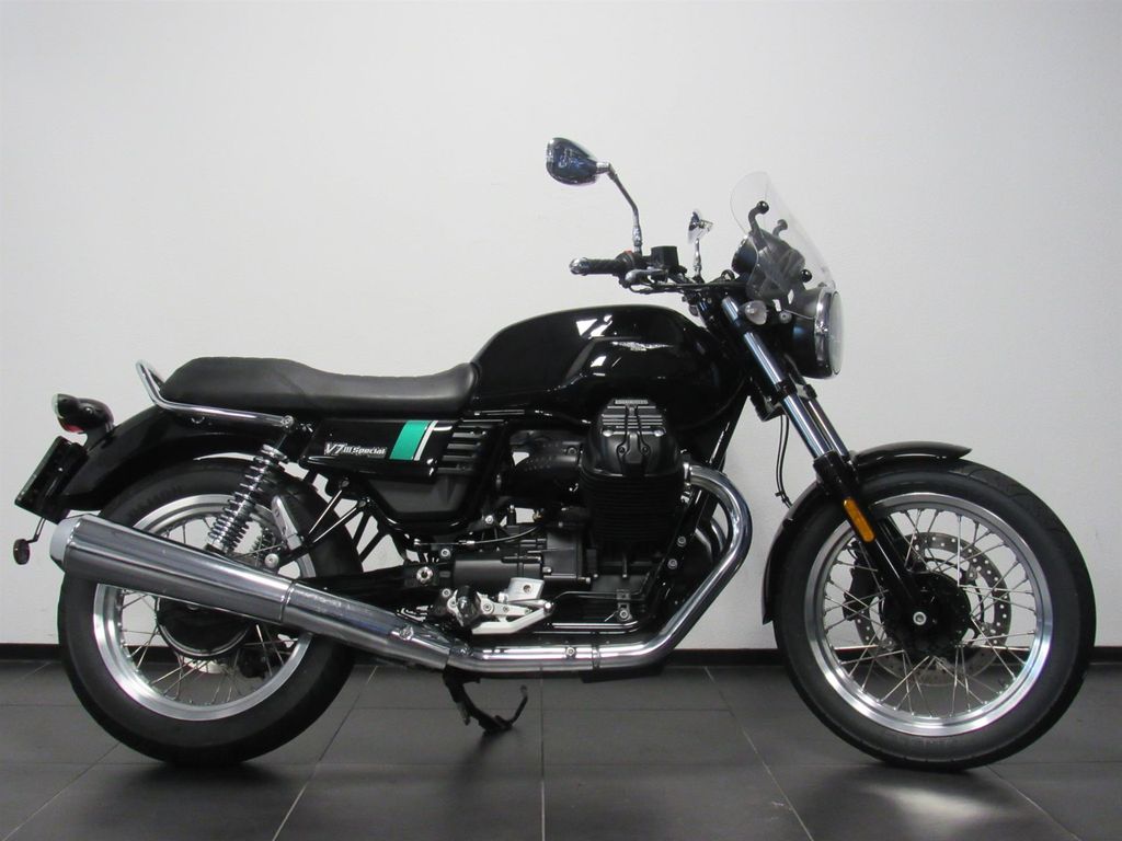 Moto Guzzi V7 III SPECIAL