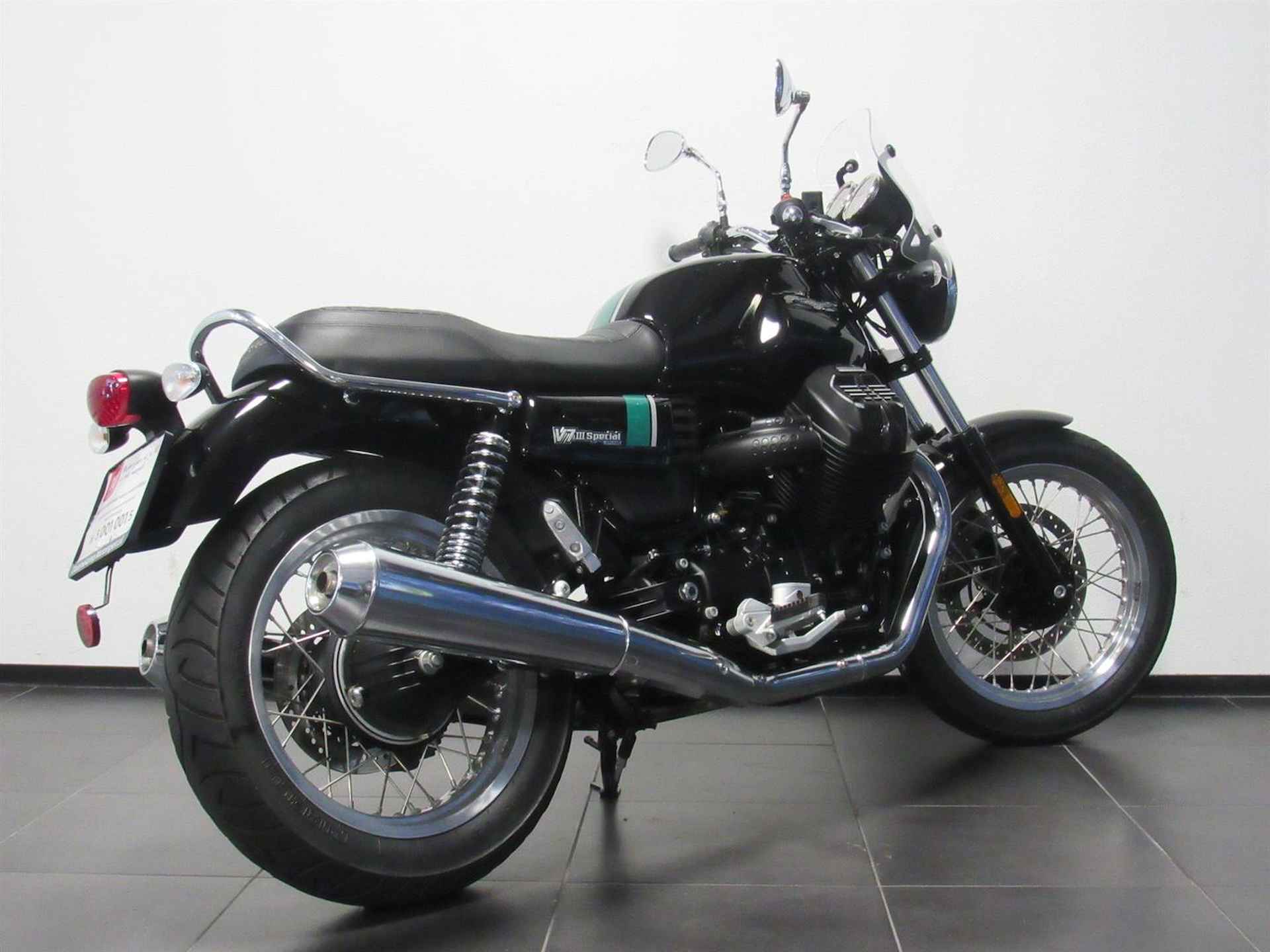 Moto Guzzi V7 III SPECIAL - 2020 - 6/14