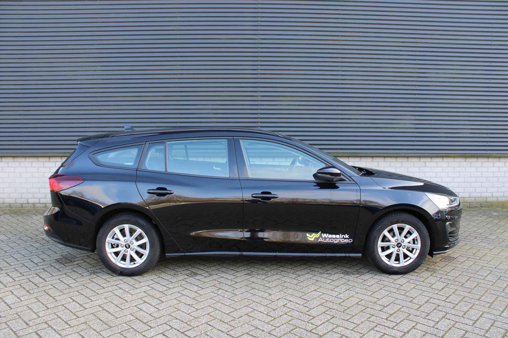 Ford Focus Wagon 1.0 EcoBoost 100pk Connected - 2/29