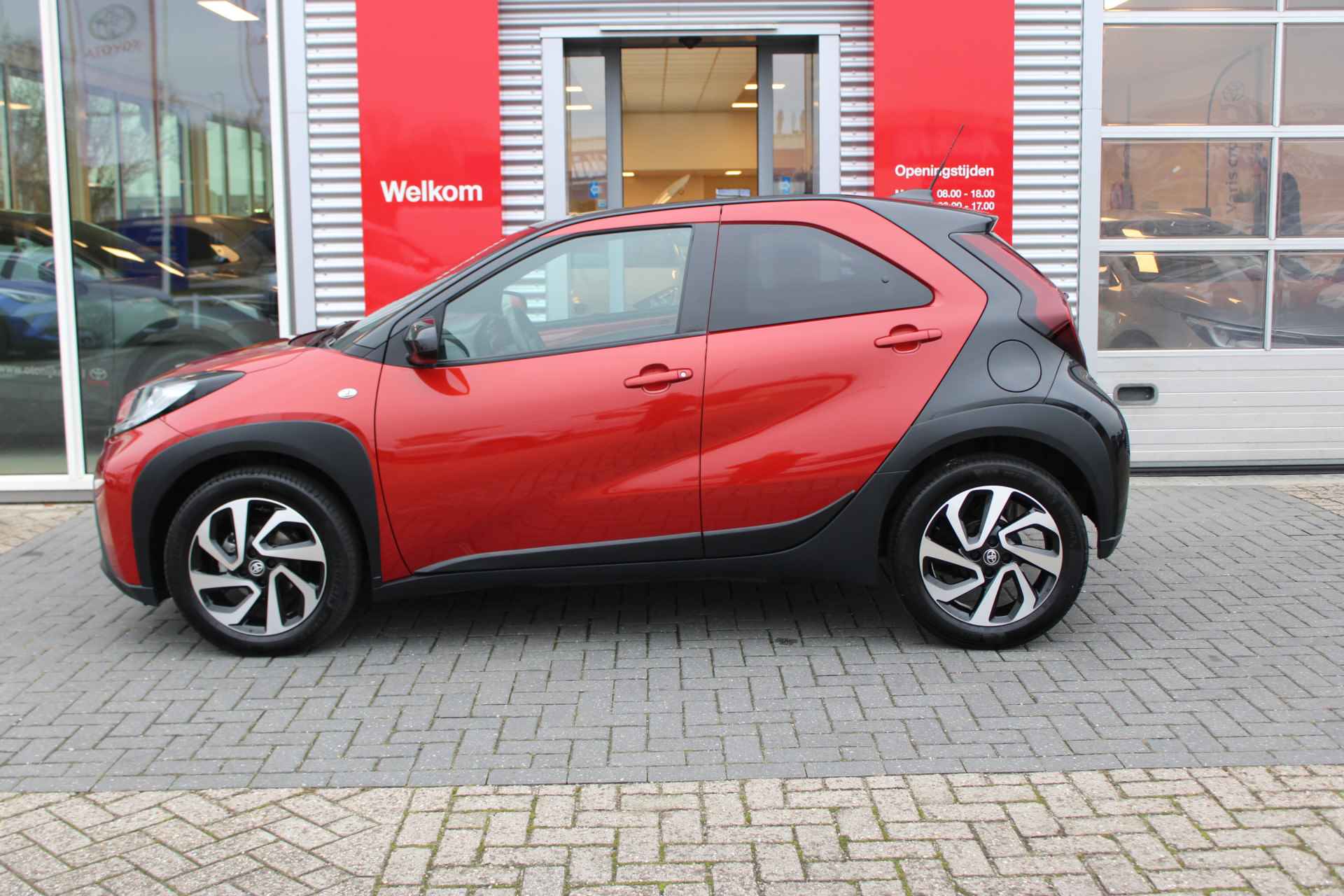 Toyota Aygo X 1.0 VVT-i S-CVT Pulse automaat - 8/39