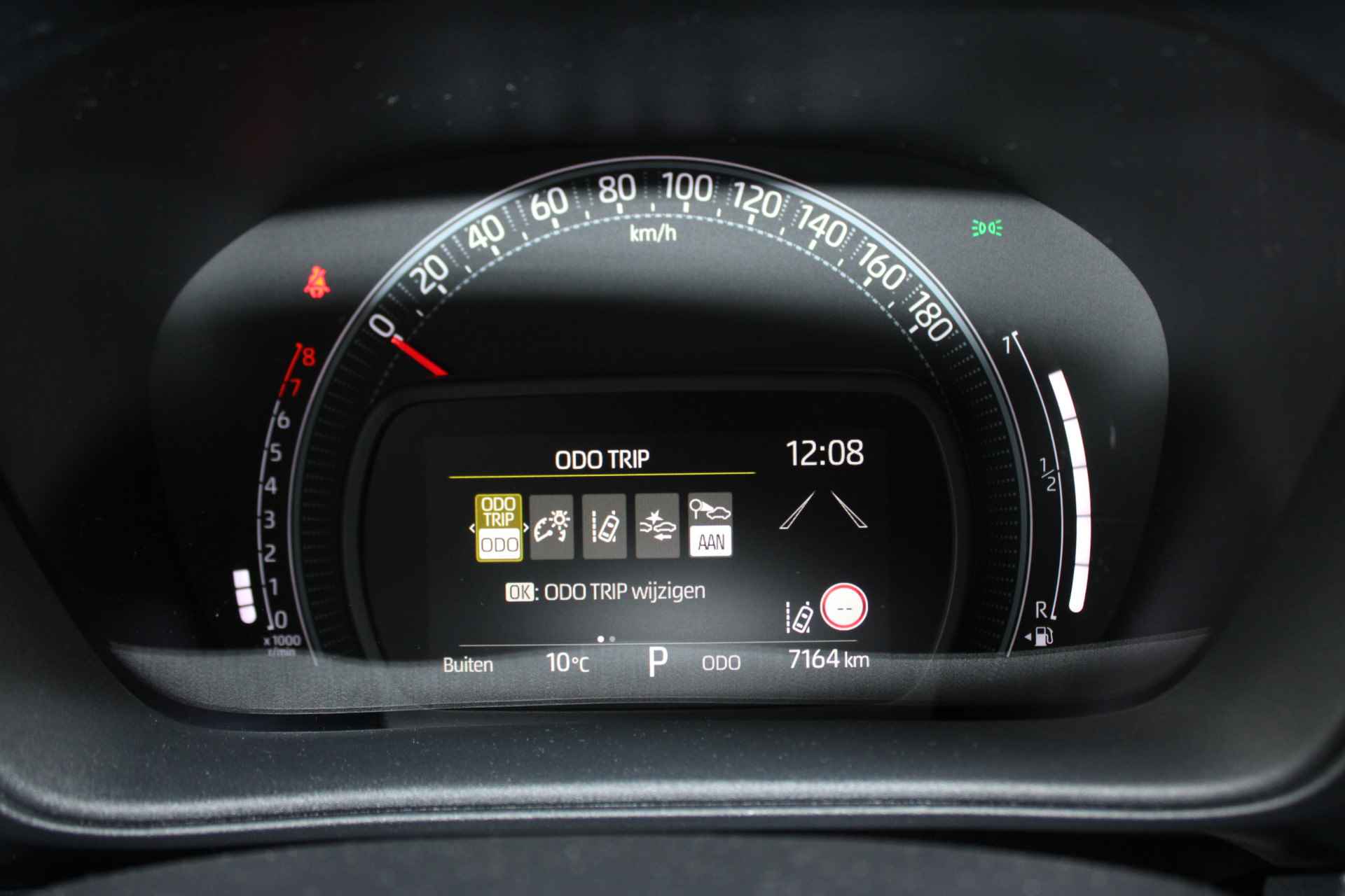 Toyota Aygo X 1.0 VVT-i S-CVT Pulse automaat - 22/39