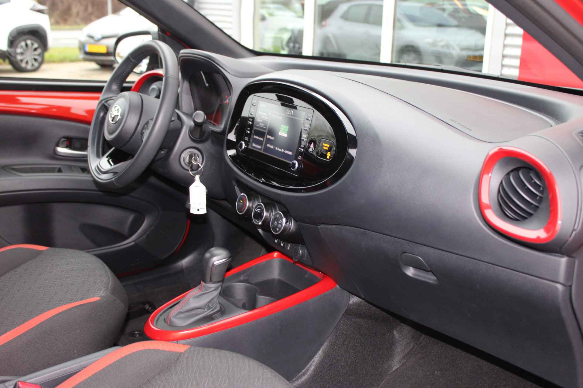 Toyota Aygo X 1.0 VVT-i S-CVT Pulse automaat - 35/39