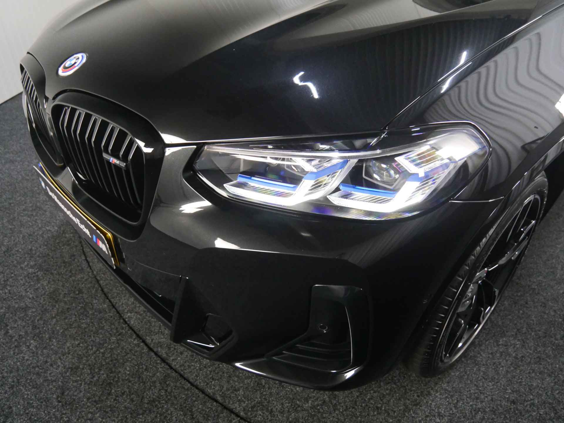 BMW X3 M40d xDrive High Executive Automaat / BMW M 50 Jahre uitvoering / Panoramadak / Laserlight / Trekhaak / M Sportstoelen / Adaptief M Onderstel / Parking Assistant Plus - 27/42