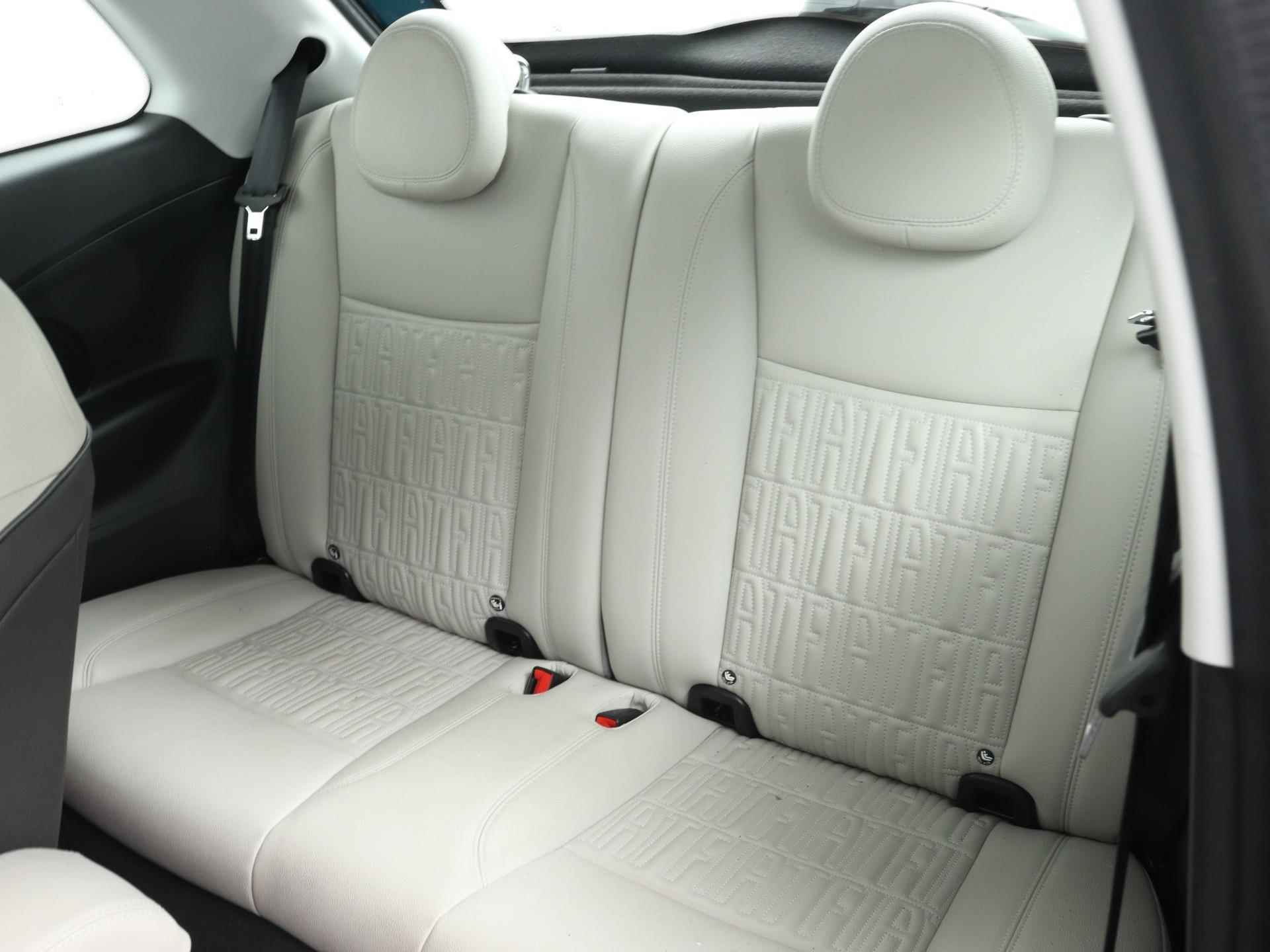 Fiat 500 La Prima 42 kWh | Navigatie | Lederen bekleding | Parkeersensoren voor + achter | Adaptive Cruise control  | Panorama dak - 6/24