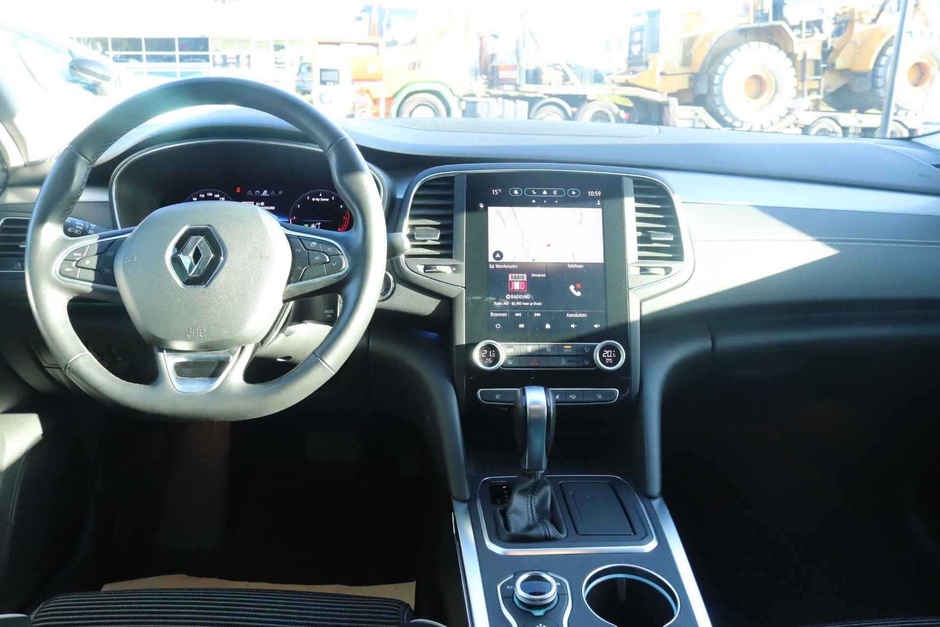 Renault Talisman Estate 1.3 TCe Business Intens | Panoramisch Dak | Trekhaak | Camera | Stoelverwarming | Climate Control | Cruise Control | - 3/35