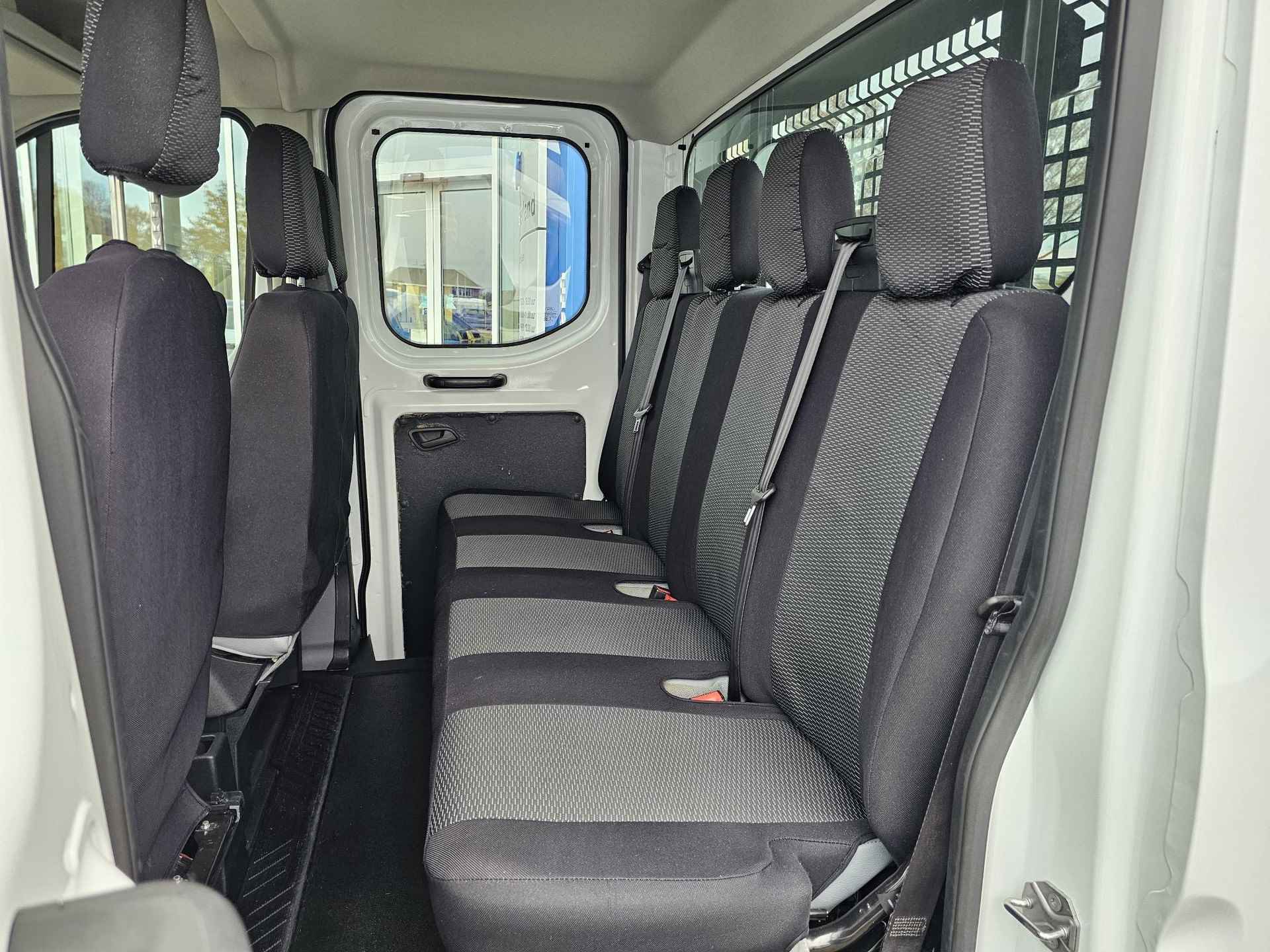 Ford Transit 350 2.0 TDCI L4H1 DC Trend | Dubbele Cabine | 7-zits | Trekhaak | USB | Bluetooth | Stuurwielbediening | Nette auto! - 11/21