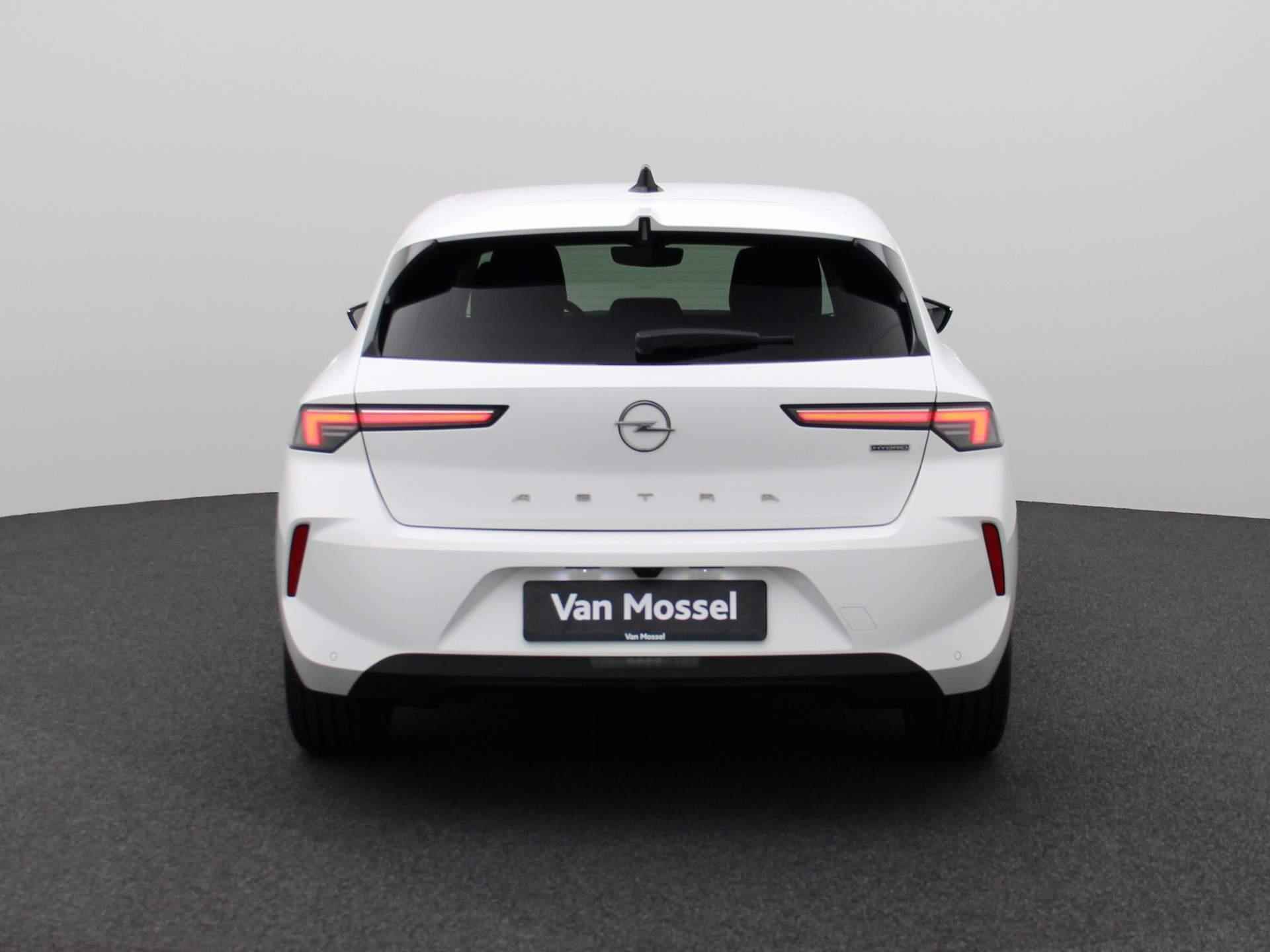 Opel Astra 1.6 Hybrid Edition | Navigatie | Camera | Climate control | Adaptieve Cruise Control - 6/31