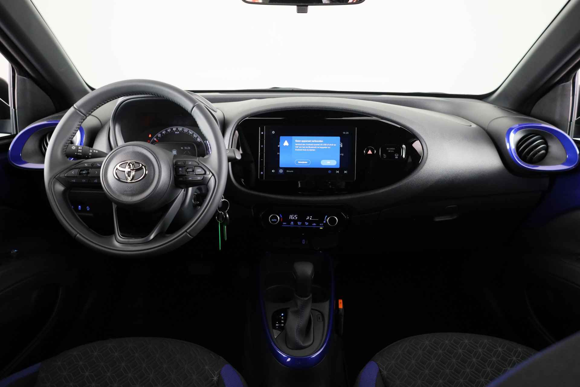 Toyota Aygo X 1.0 VVT-i S-CVT Automaat Pulse *Demo* | LED Verlichting | Climate Control | - 6/36