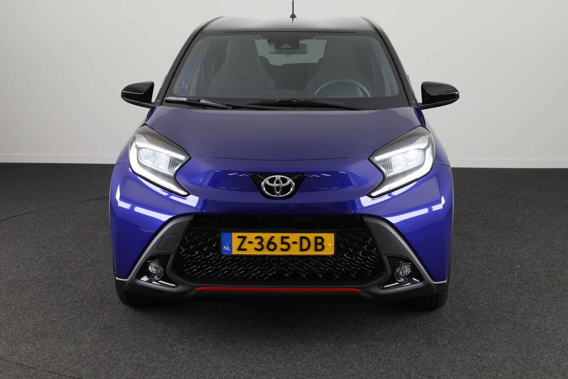 Toyota Aygo X 1.0 VVT-i S-CVT Automaat Pulse *Demo* | LED Verlichting | Climate Control | - 16/36