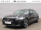 Volvo S60 Recharge T6 AWD AUT8 350PK Plus Dark, Panoramisch Schuif-/Kanteldak, Power Seats Met Geheugenfunctie, Keyless Entry, 19" Lichtmetalen Velgen, Lederen Bekleding, Adaptieve Cruise Control Met Pilot Assist, BLIS Dodehoekdetectie, Verwarmbare Voor- en Achterstoelen, Stuurwielverwarming