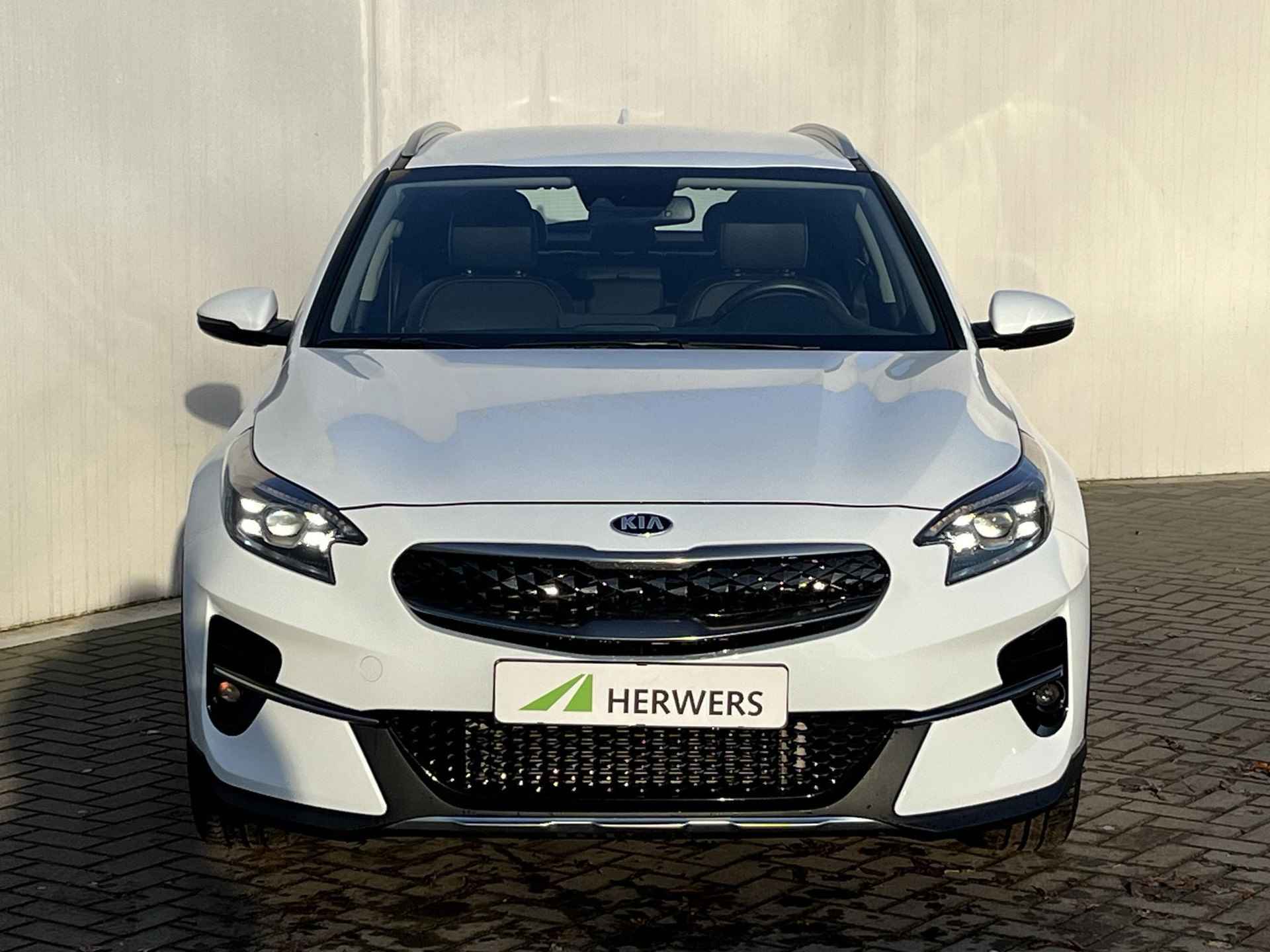 Kia XCeed 1.6 GDi PHEV DynamicLine / Fabrieksgarantie tot 16-10-2028 / Navigatie / Camera / Cruise Control Adaptief / Stoel- en stuurverwarming - 24/50