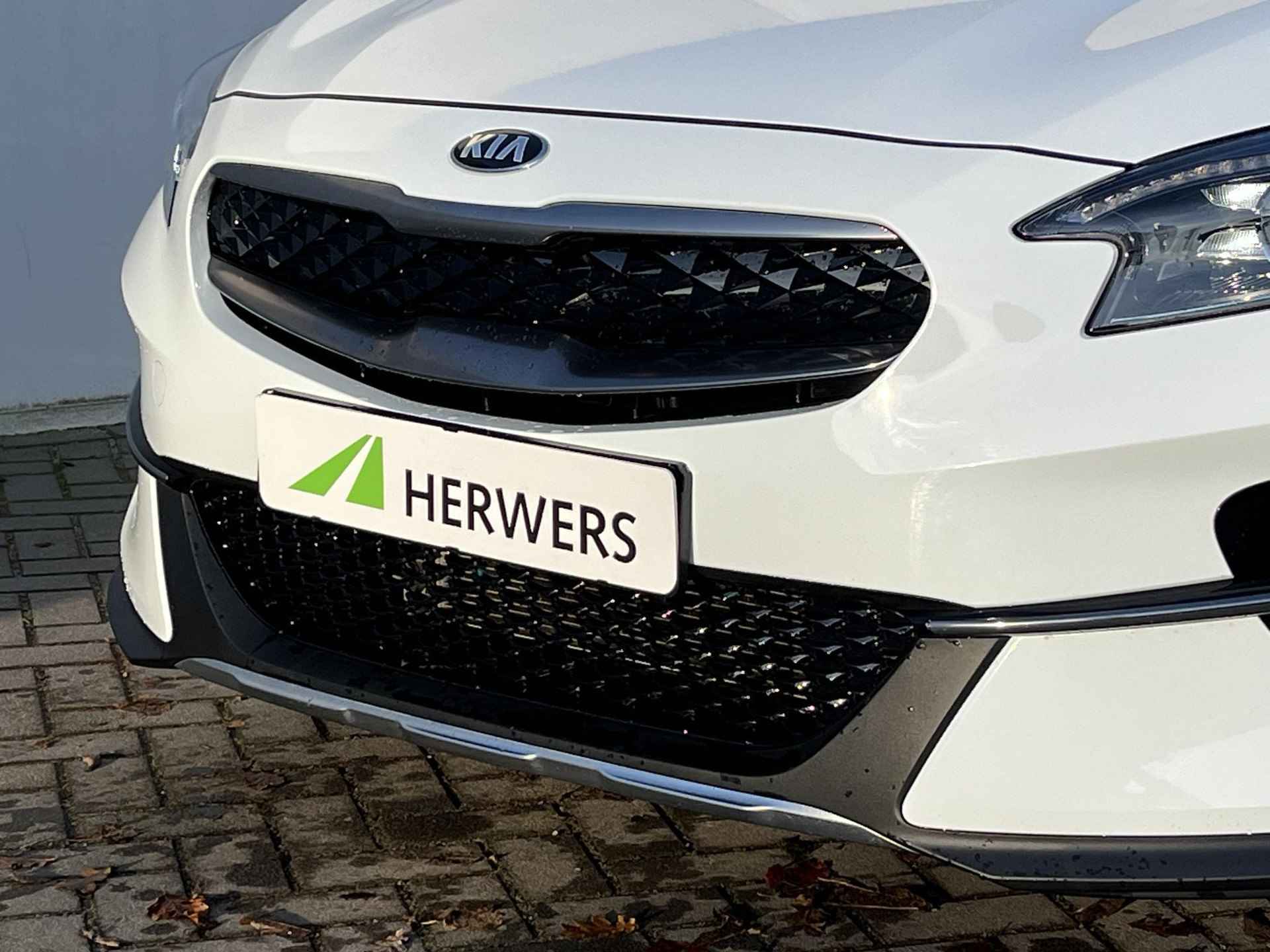 Kia XCeed 1.6 GDi PHEV DynamicLine / Fabrieksgarantie tot 16-10-2028 / Navigatie / Camera / Cruise Control Adaptief / Stoel- en stuurverwarming - 41/50