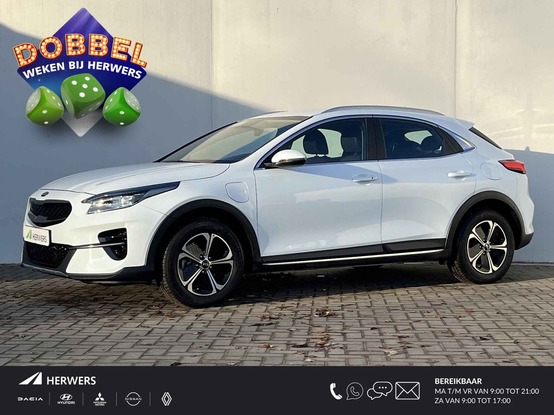 Kia XCeed 1.6 GDi PHEV DynamicLine / Fabrieksgarantie tot 16-10-2028 / Navigatie / Camera / Cruise Control Adaptief / Stoel- en stuurverwarming - 1/50