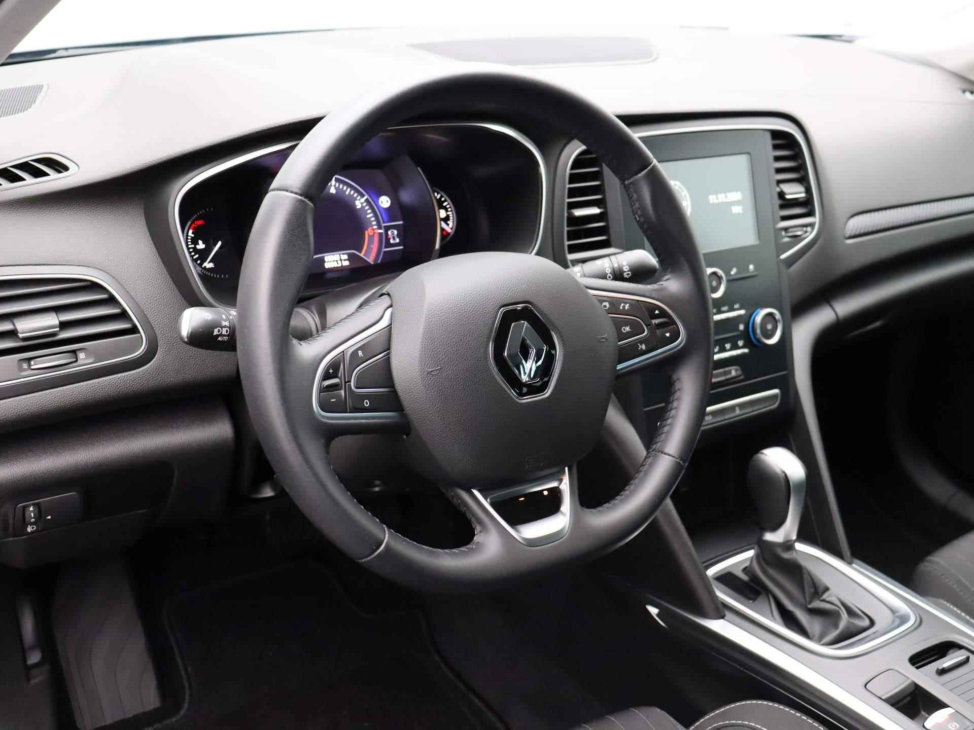 Renault Mégane Estate 140pk TCe Limited automaat | Trekhaak 1700kg geremd | Climate Control | Velgen Lichtmetaal | - 17/46