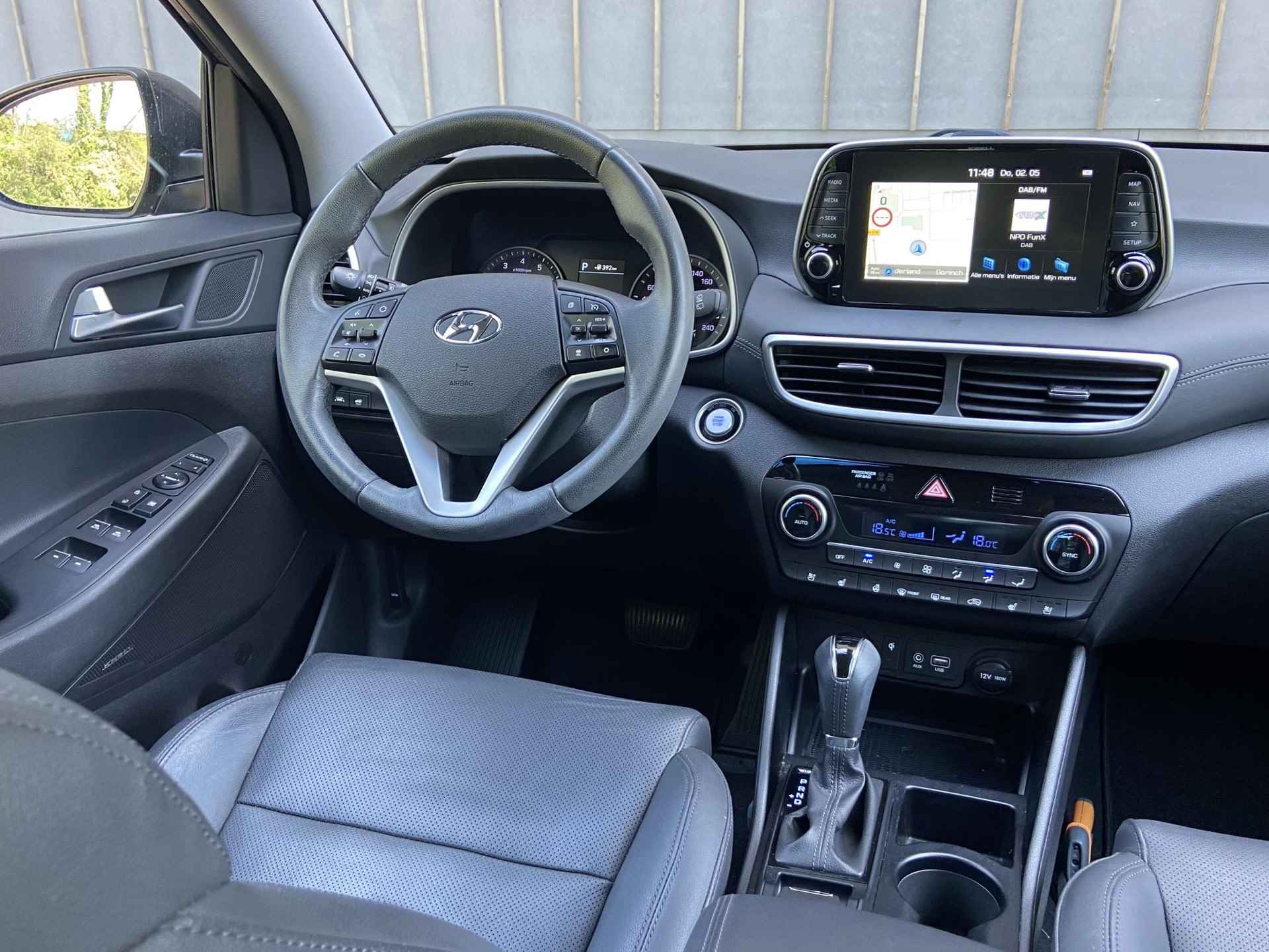 Hyundai Tucson 1.6 T-GDI 177 PK Premium | Lederen bekleding | 19''Lmv | Geïntegreerde navigatiesysteem | Camera + pdc || - 15/60