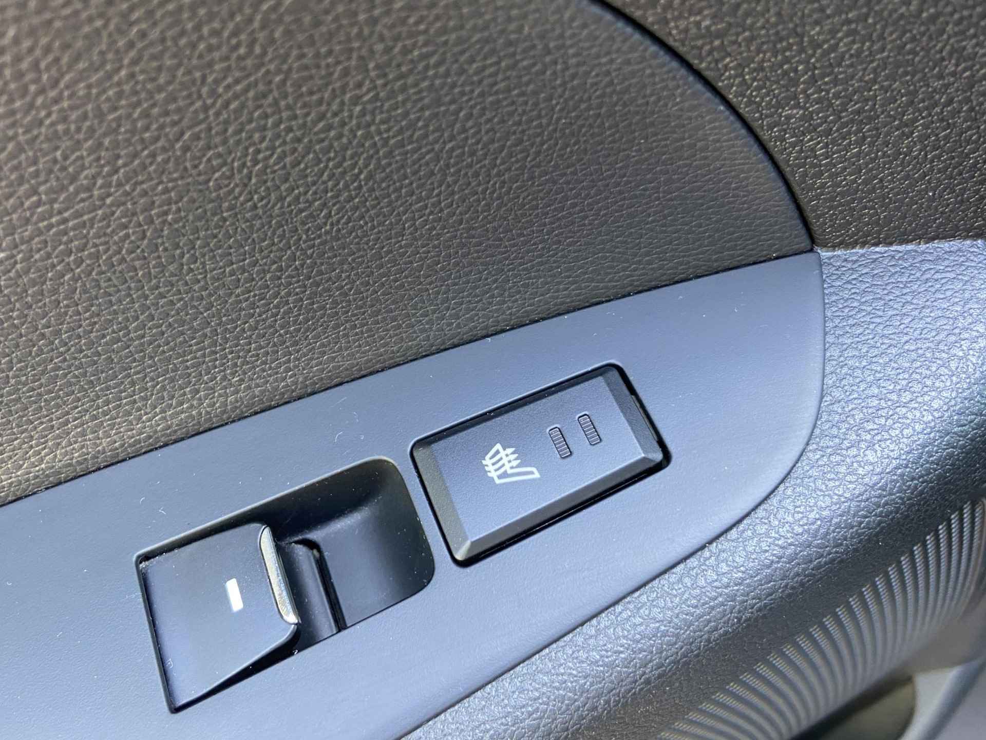 Hyundai Tucson 1.6 T-GDI 177 PK Premium | Lederen bekleding | 19''Lmv | Geïntegreerde navigatiesysteem | Camera + pdc || - 32/60