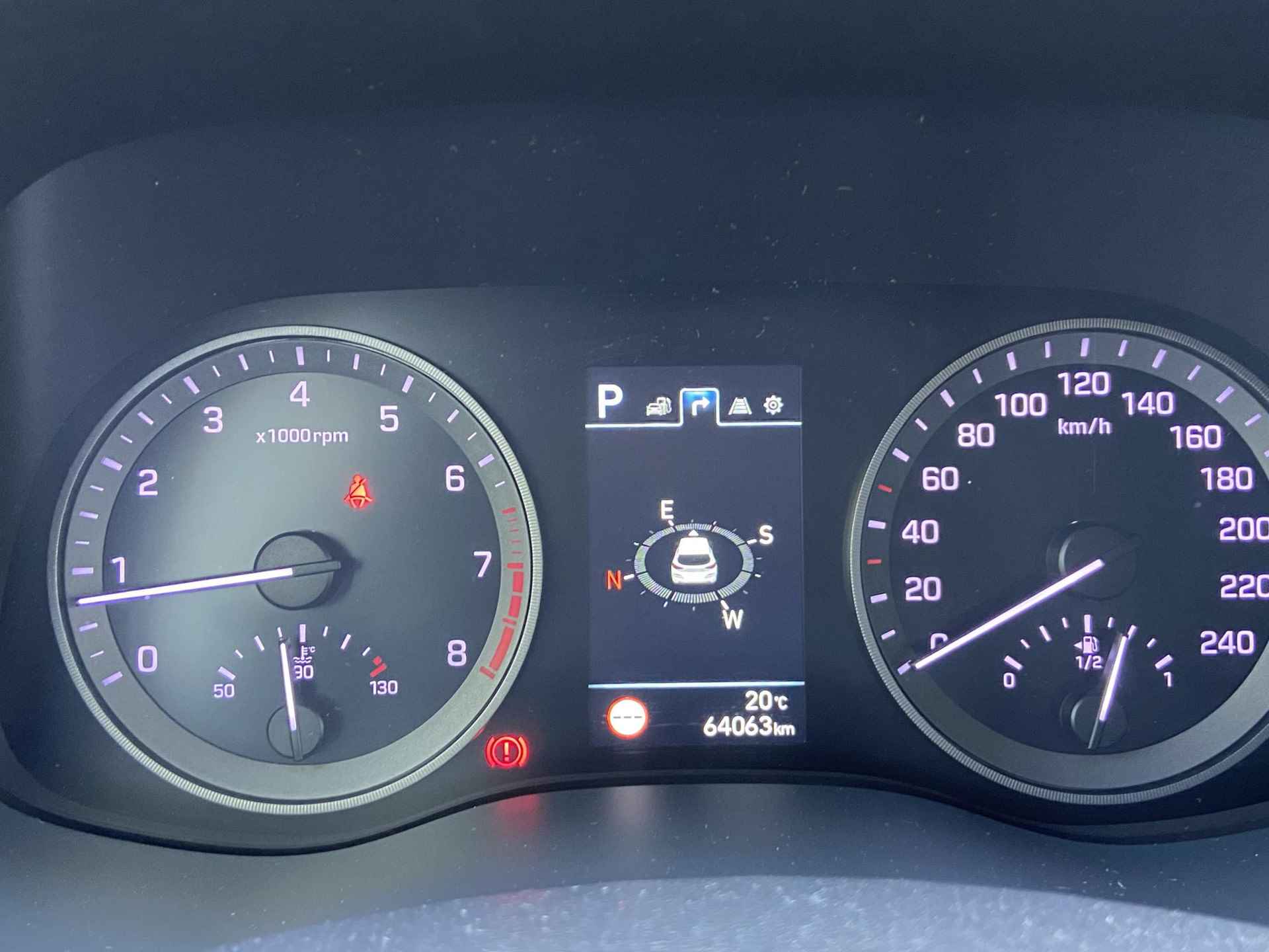 Hyundai Tucson 1.6 T-GDI 177 PK Premium | Lederen bekleding | 19''Lmv | Geïntegreerde navigatiesysteem | Camera + pdc || - 42/60