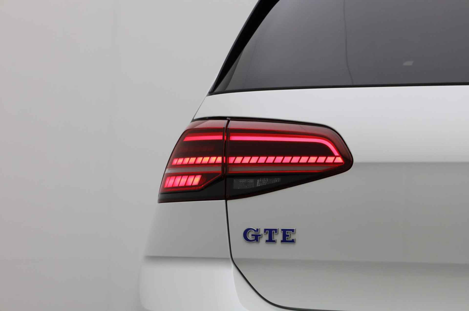Volkswagen Golf 1.4 TSI 204PK DSG PHEV GTE Limited Edition | ACC | Stoelverwarming | Keyless | Camera | nr 197 van 200 - 15/39