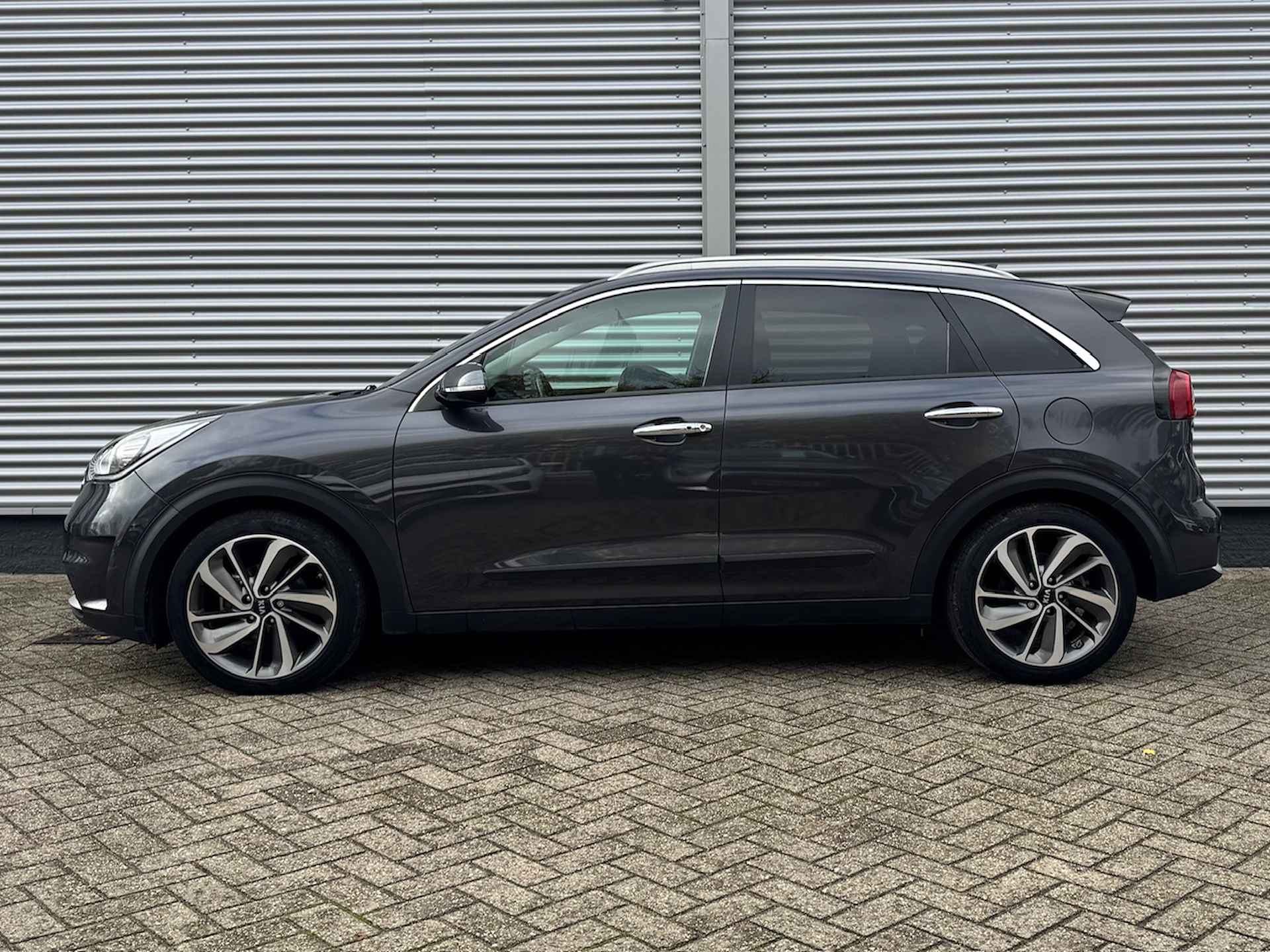 KIA Niro 1.6 GDi Hybrid 141pk DCT6 ExecutiveLine | Trekhaak | Stoelkoeling | Stoel/Stuurwielverwarming | JBL | Memory | - 2/47