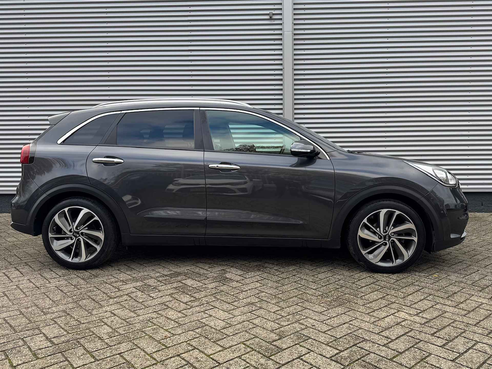 KIA Niro 1.6 GDi Hybrid 141pk DCT6 ExecutiveLine | Trekhaak | Stoelkoeling | Stoel/Stuurwielverwarming | JBL | Memory | - 6/47