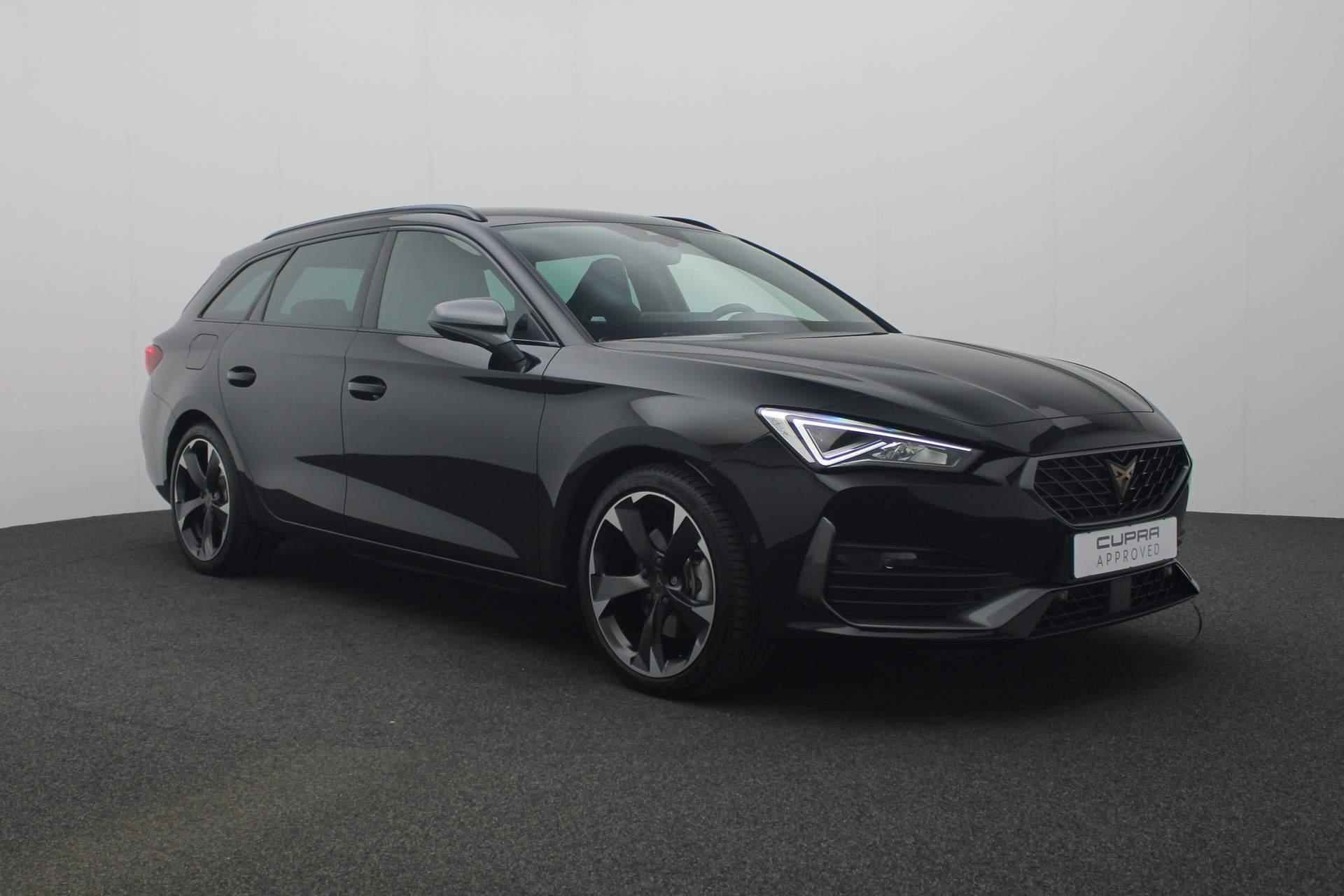 CUPRA Leon Sportstourer 1.4 204PK DSG e-Hybrid Business | Trekhaak | Adaptief onderstel | Camera | Navi | Stuur-/stoelverwarming | Keyless | Apple Carplay / Android Auto - 34/43