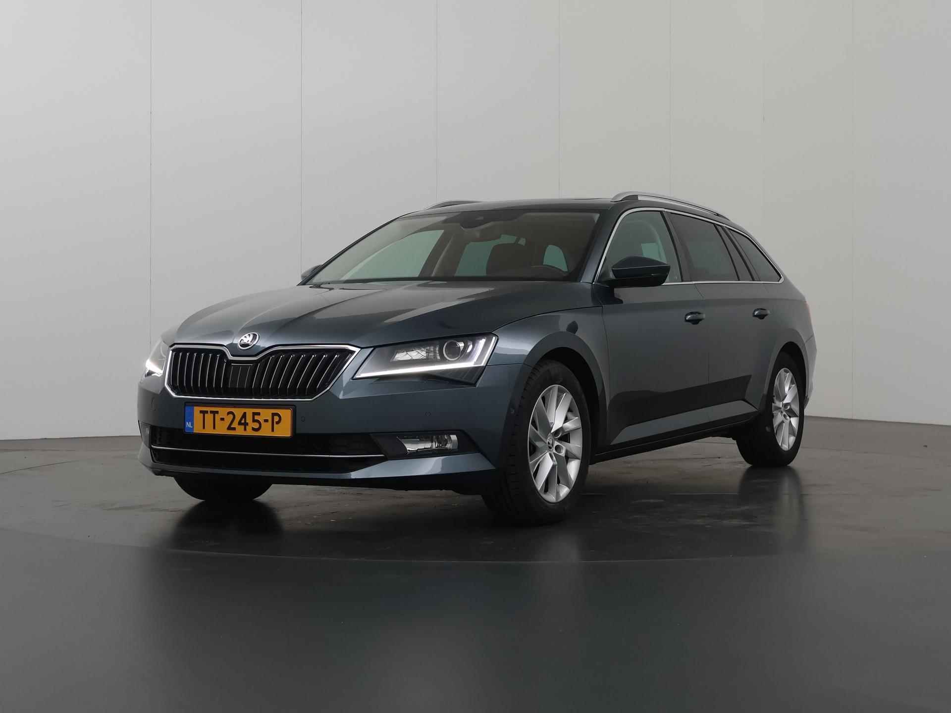 Skoda Superb Combi 1.4 TSI ACT Style Business | Trekhaak | DAB | Memory stoelen | Stoelverwarming | Panoramadak | lederen bekleding | - 42/42