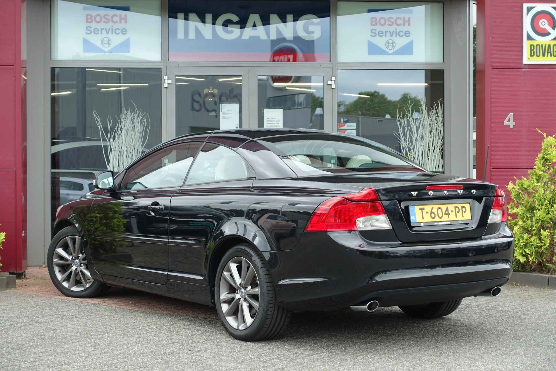 Volvo C70 Convertible 2.0 D3 Kinetic - 10/24