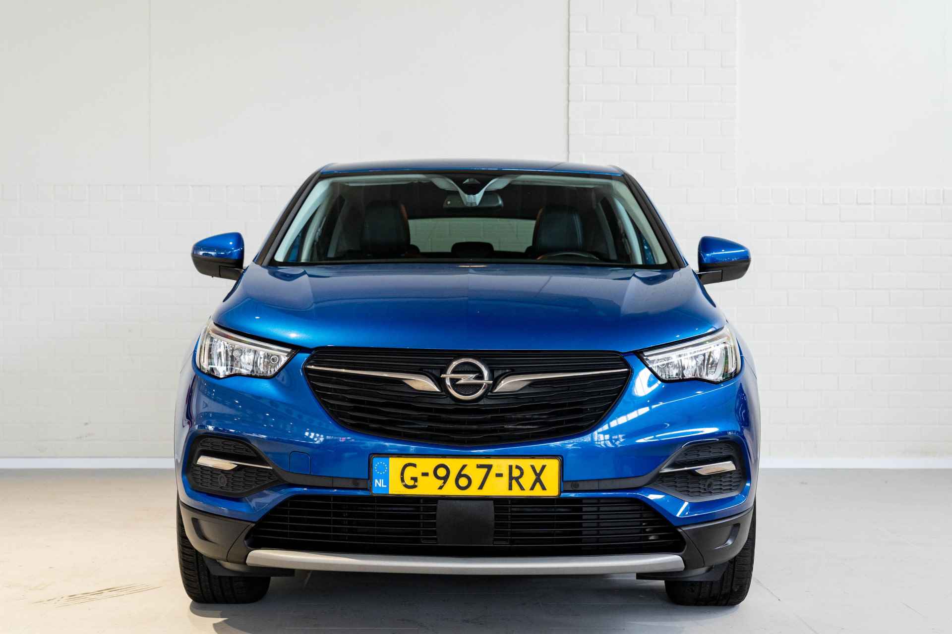 Opel Grandland X 1.2 Turbo Business Executive | Automaat | Climate Controle | Navi | Keyless Entry & Start | AGR Stoelen | - 2/38