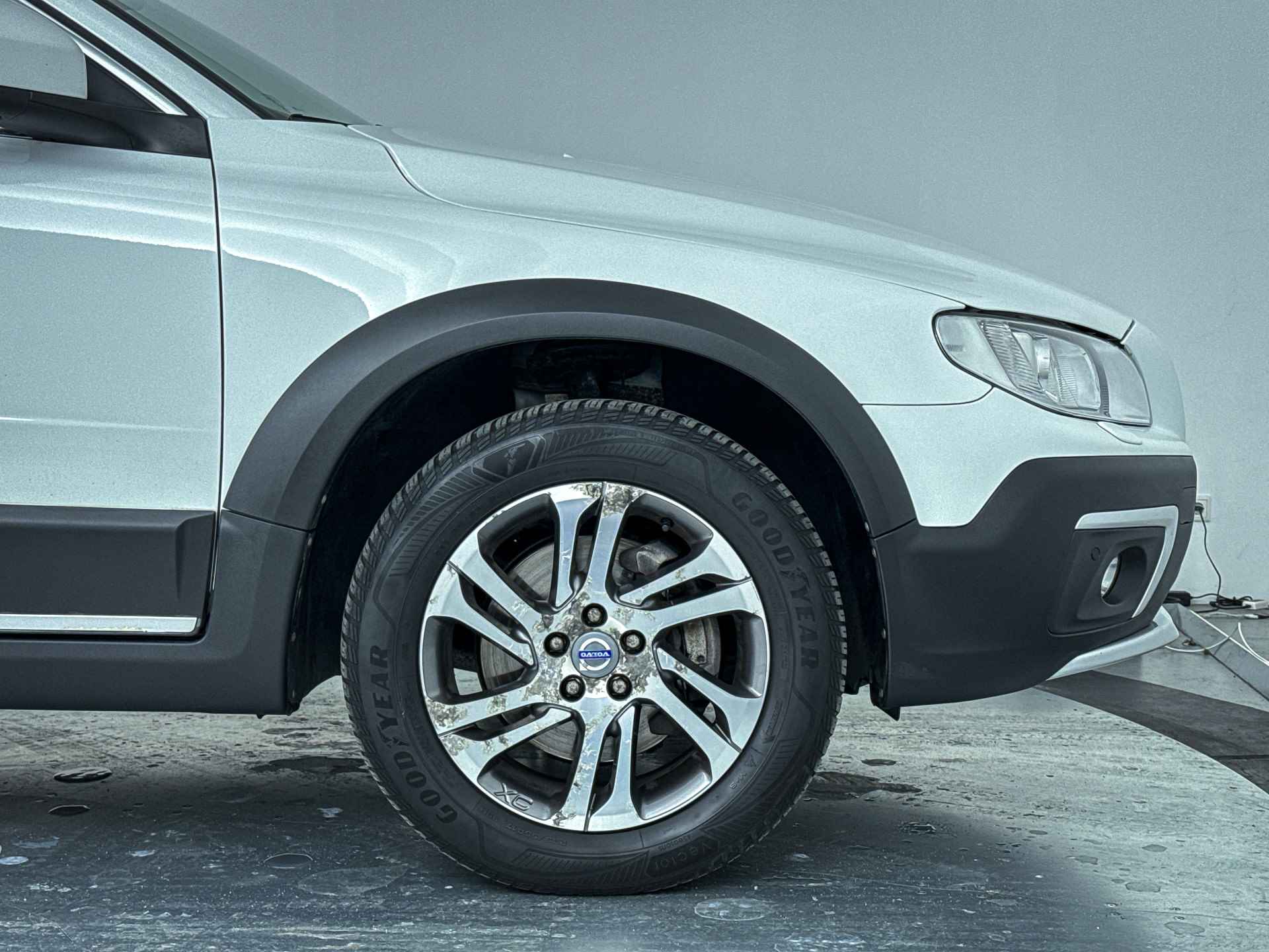 Volvo XC70 D4 FWD Nordic+ | Schuif-/kanteldak | Stoelverwarming | Trekhaak - 32/35